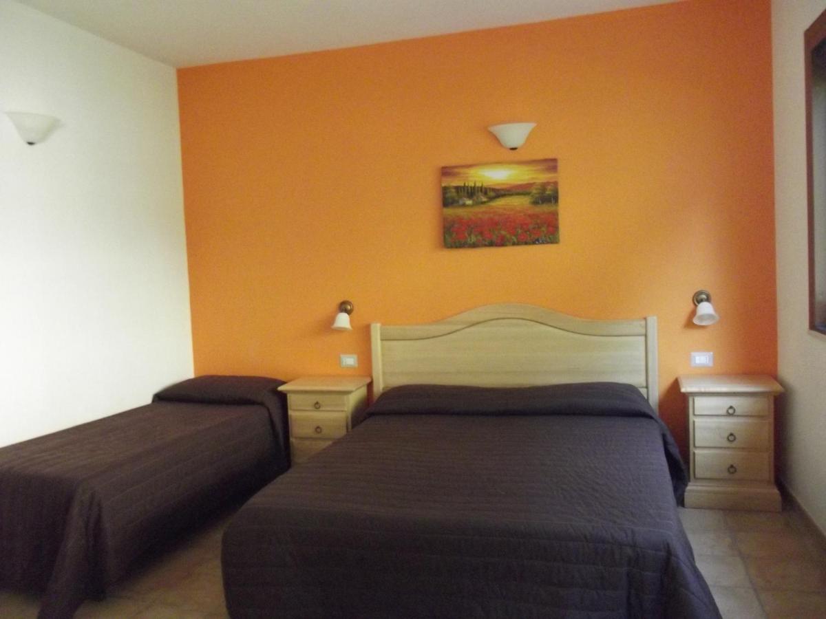 Triple Room - Photo 1