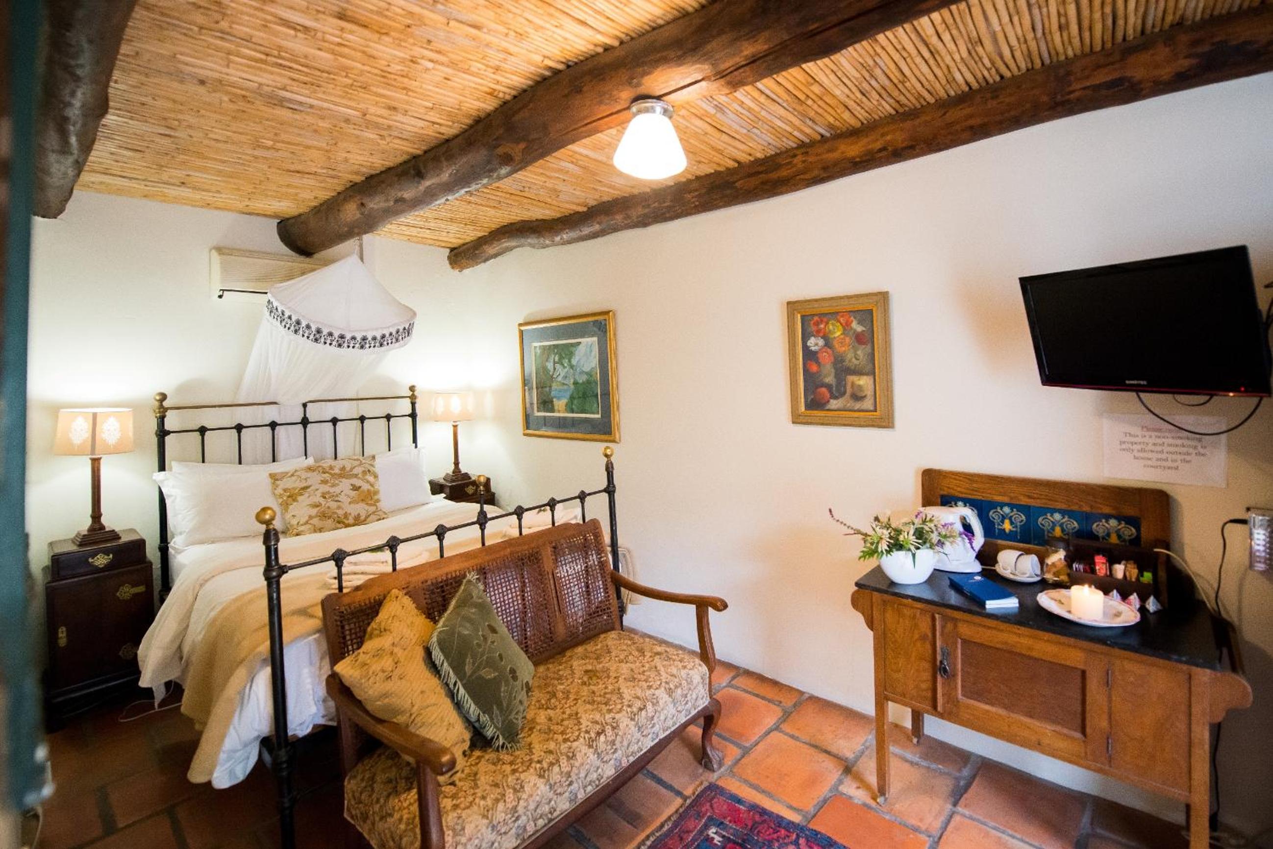Double Room photo 3