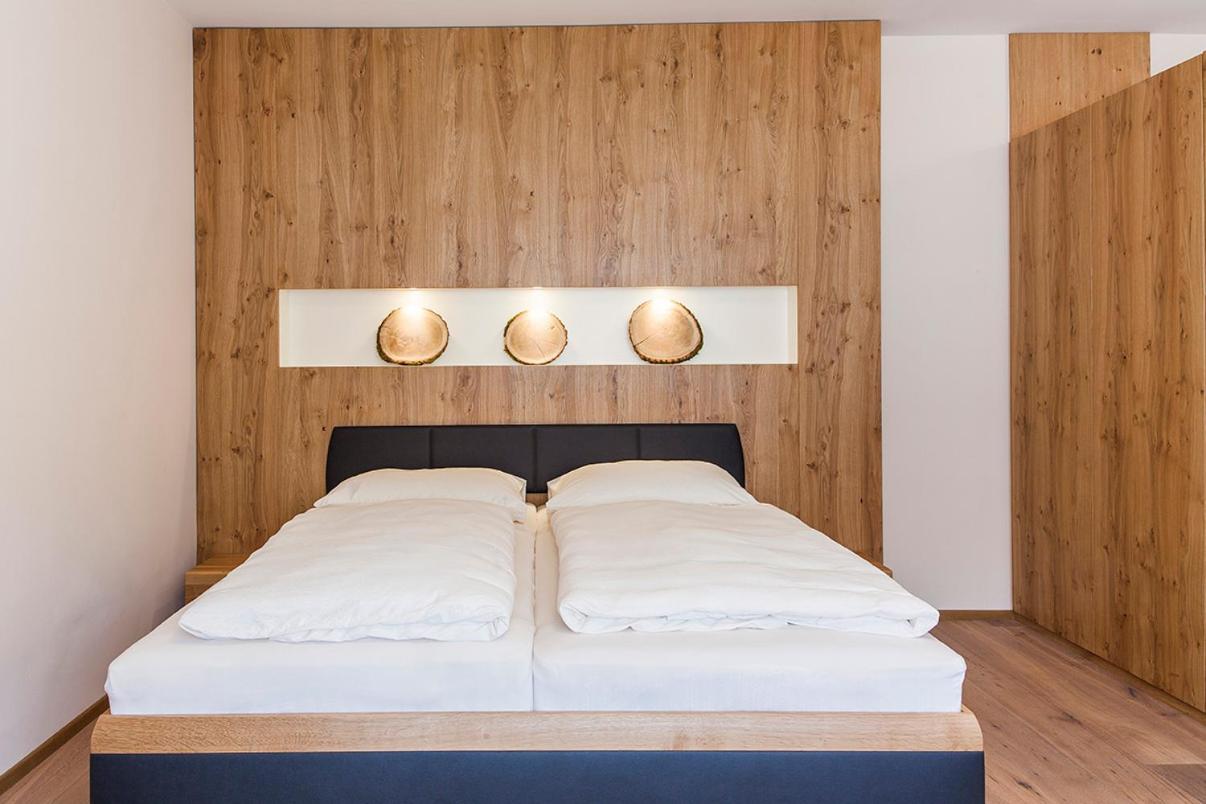 Studio Apartment photo 2
