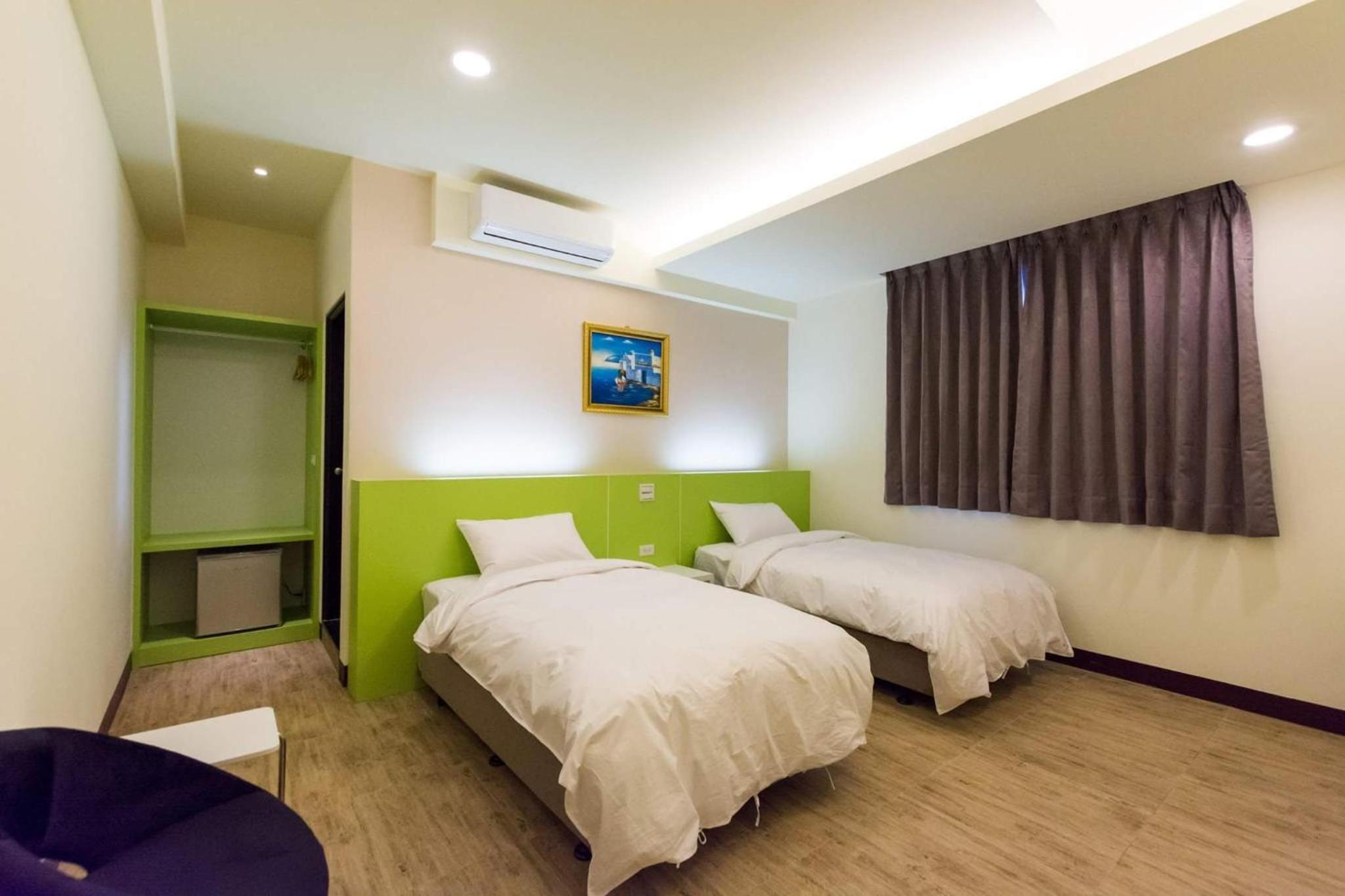 Double or Twin Room - Photo 11