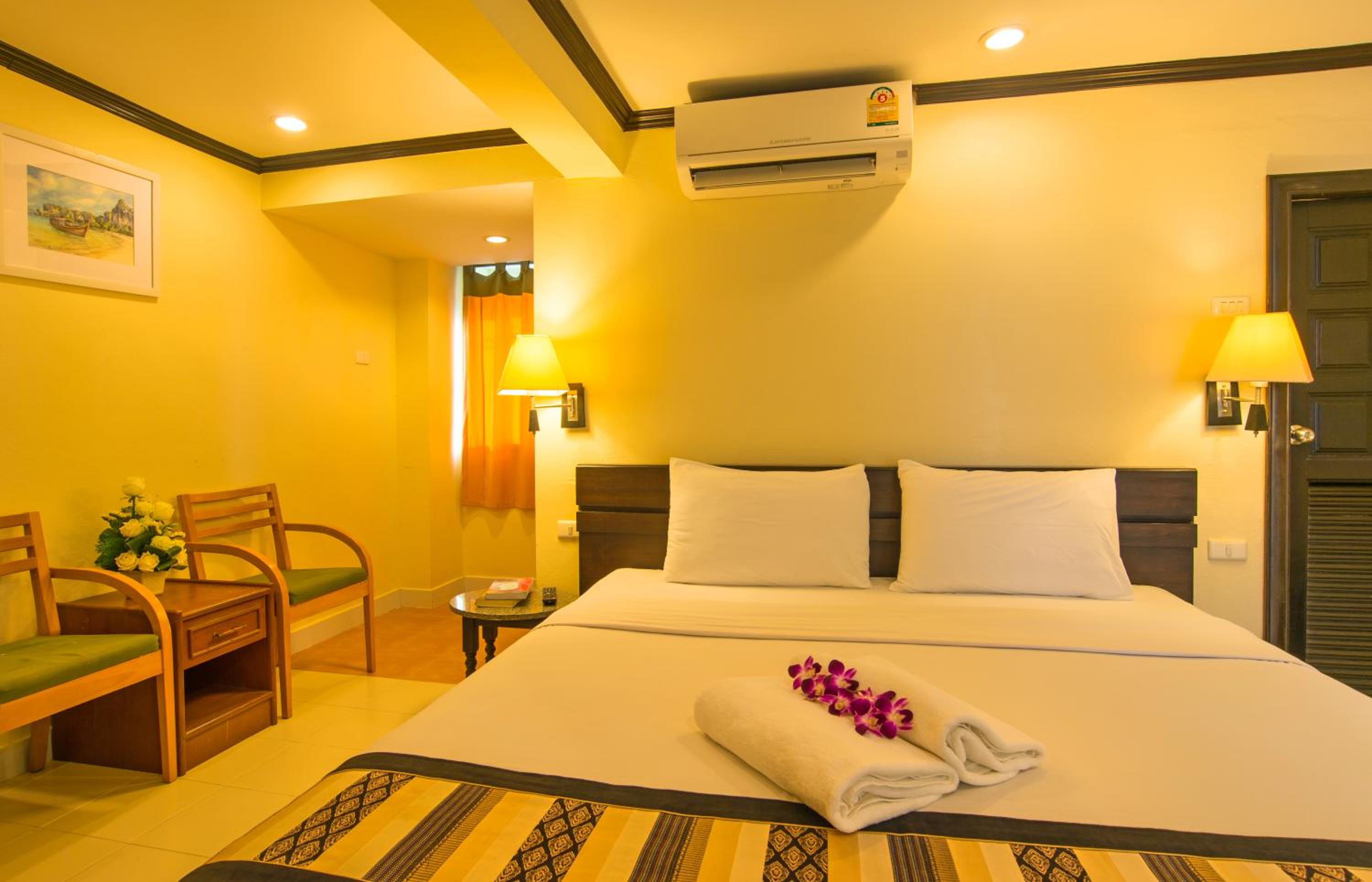Superior Double or Twin Room photo 3