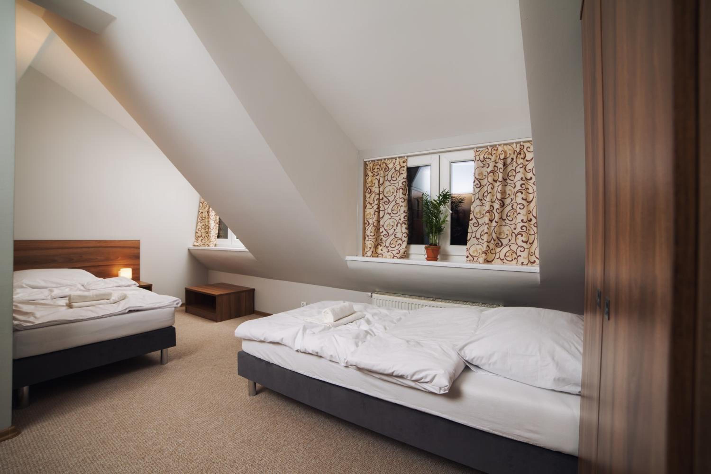 Deluxe Twin Room photo 2