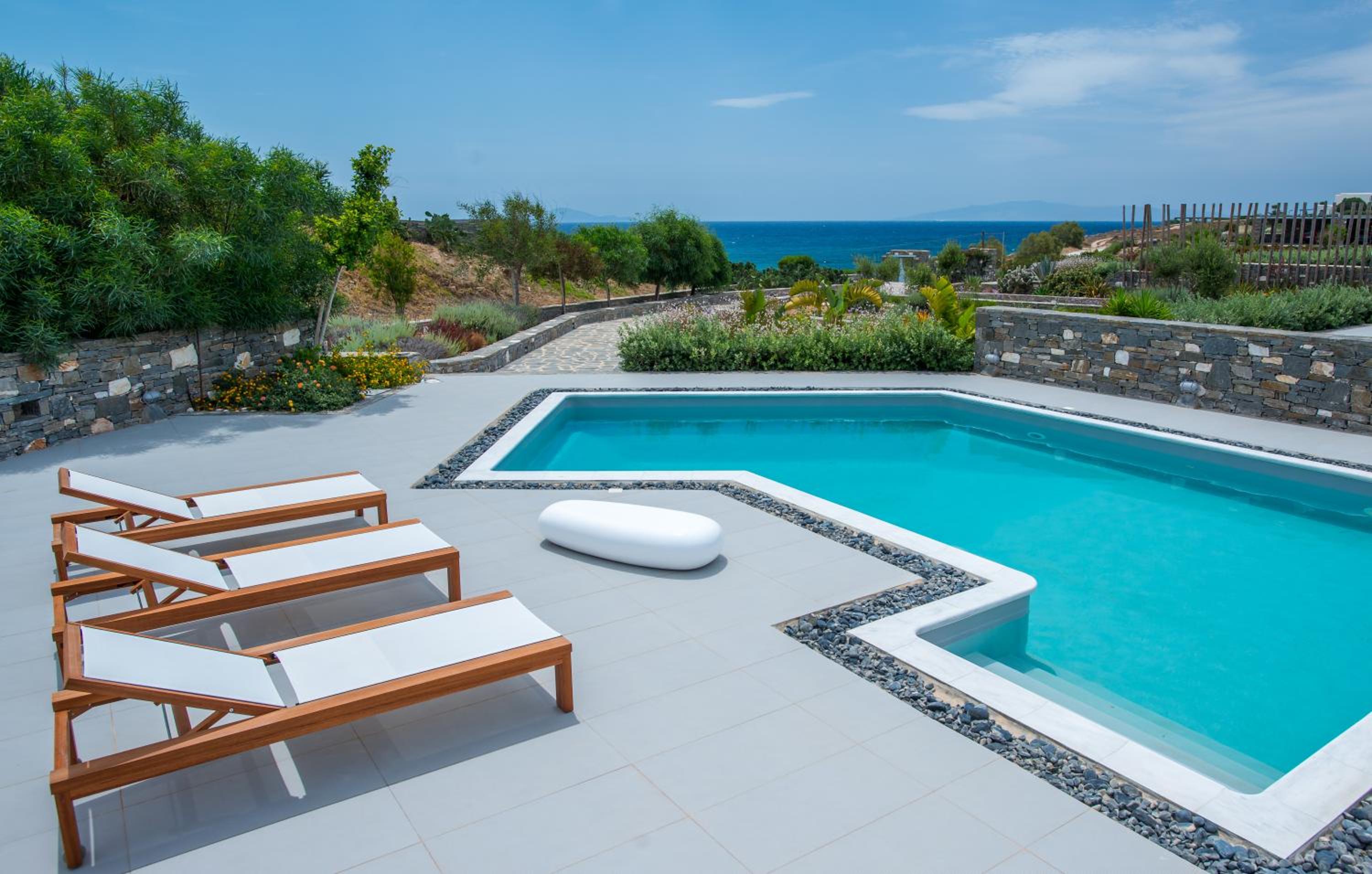 Grand Villa with Sea View and Private Pool photo 3