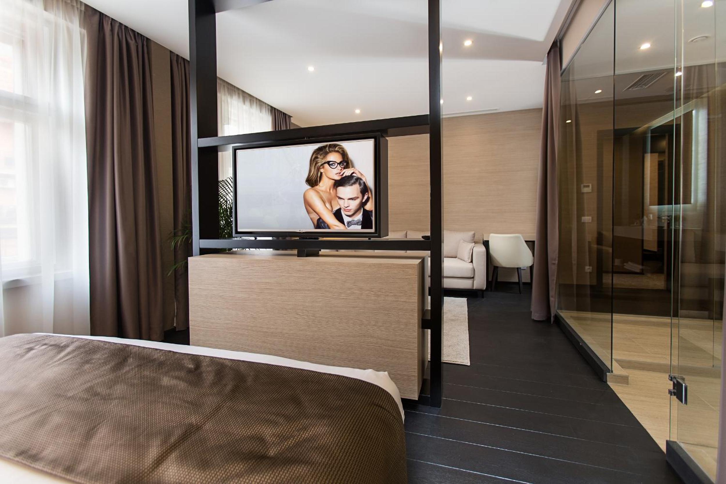Executive Suite photo 3