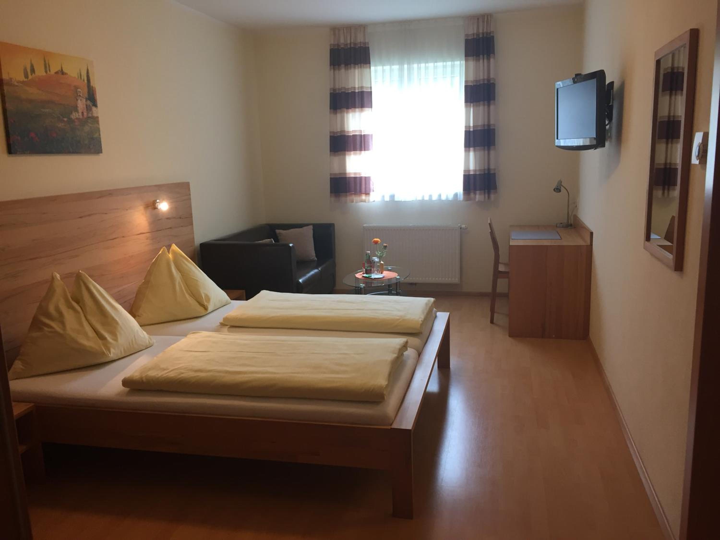 Deluxe Double Room photo 3