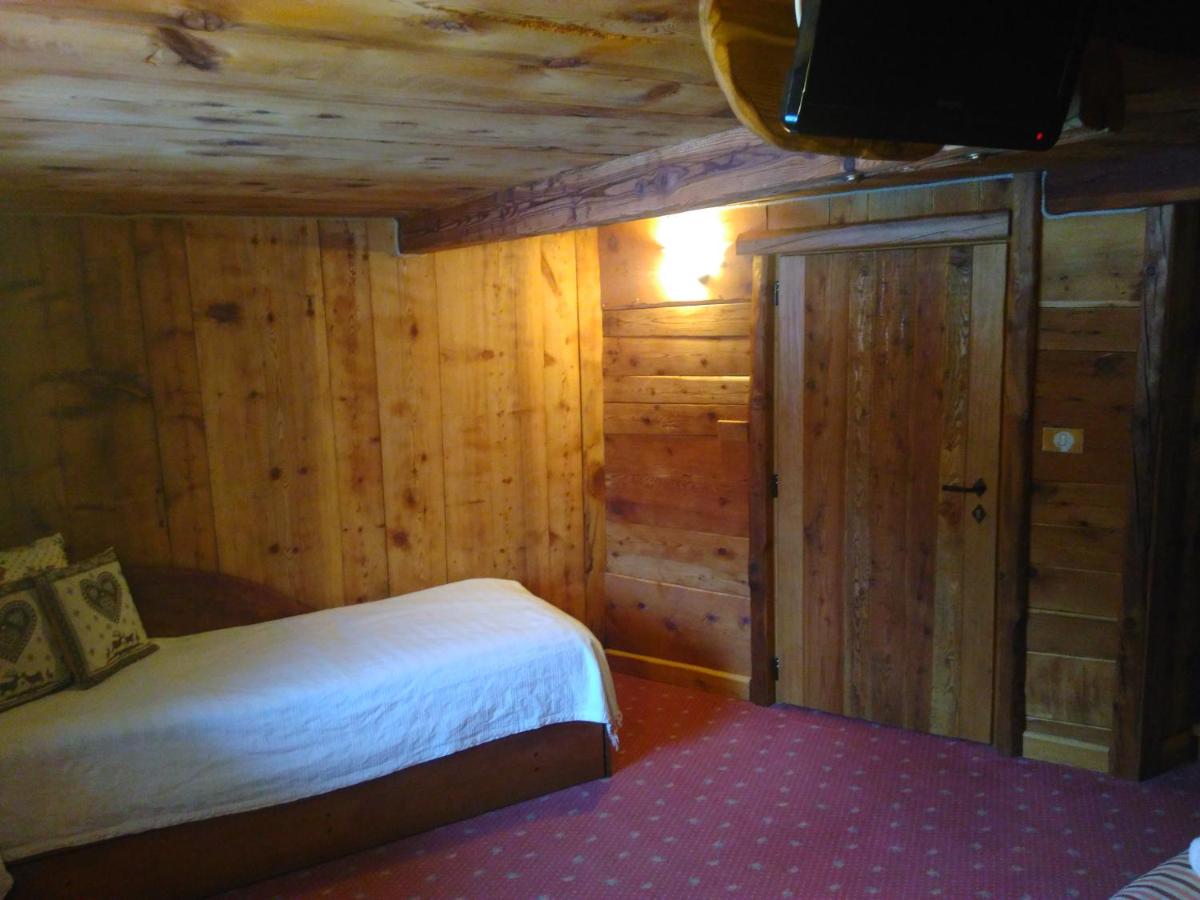 Double Room with Lake View photo 2