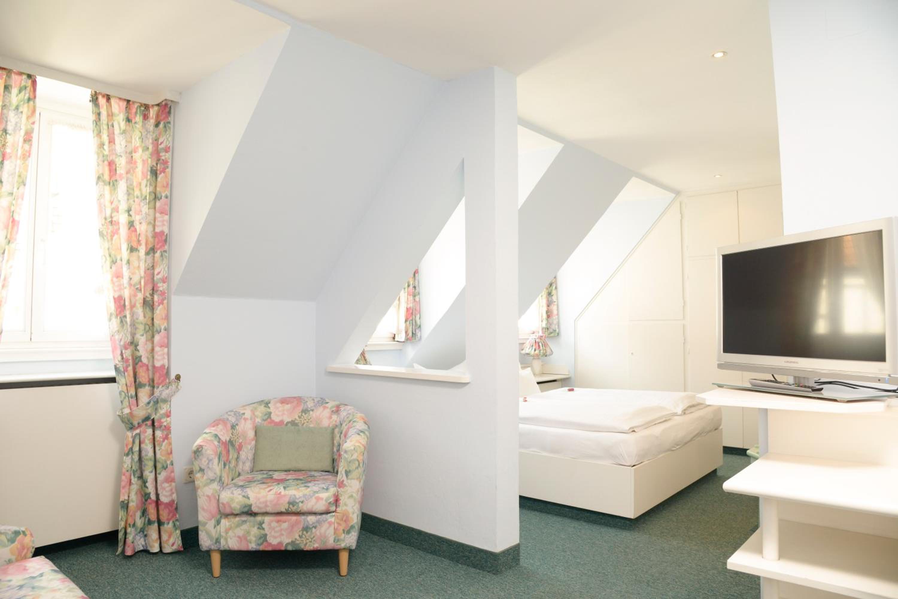 Triple Room - Photo 3