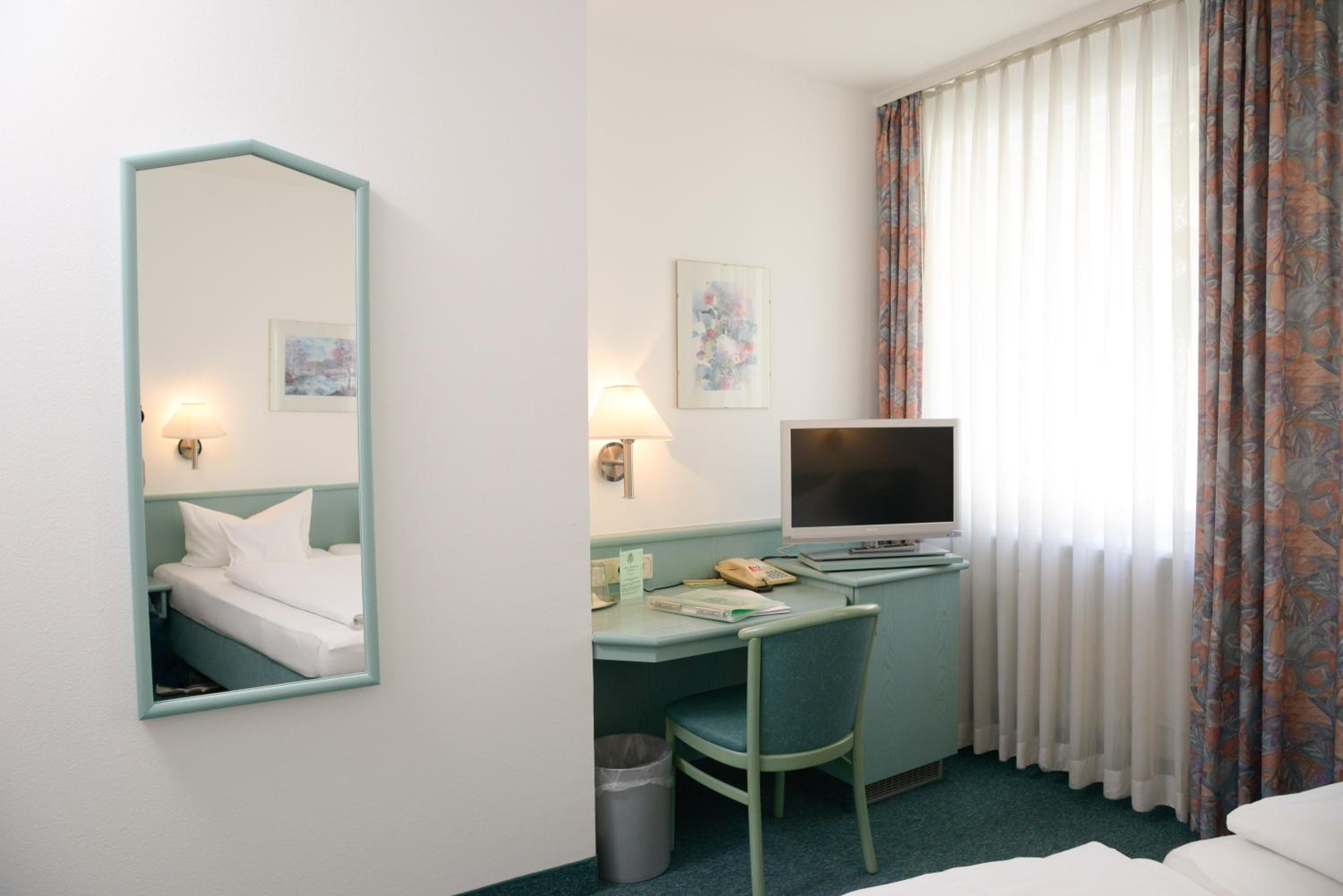 Double Room - Photo 3