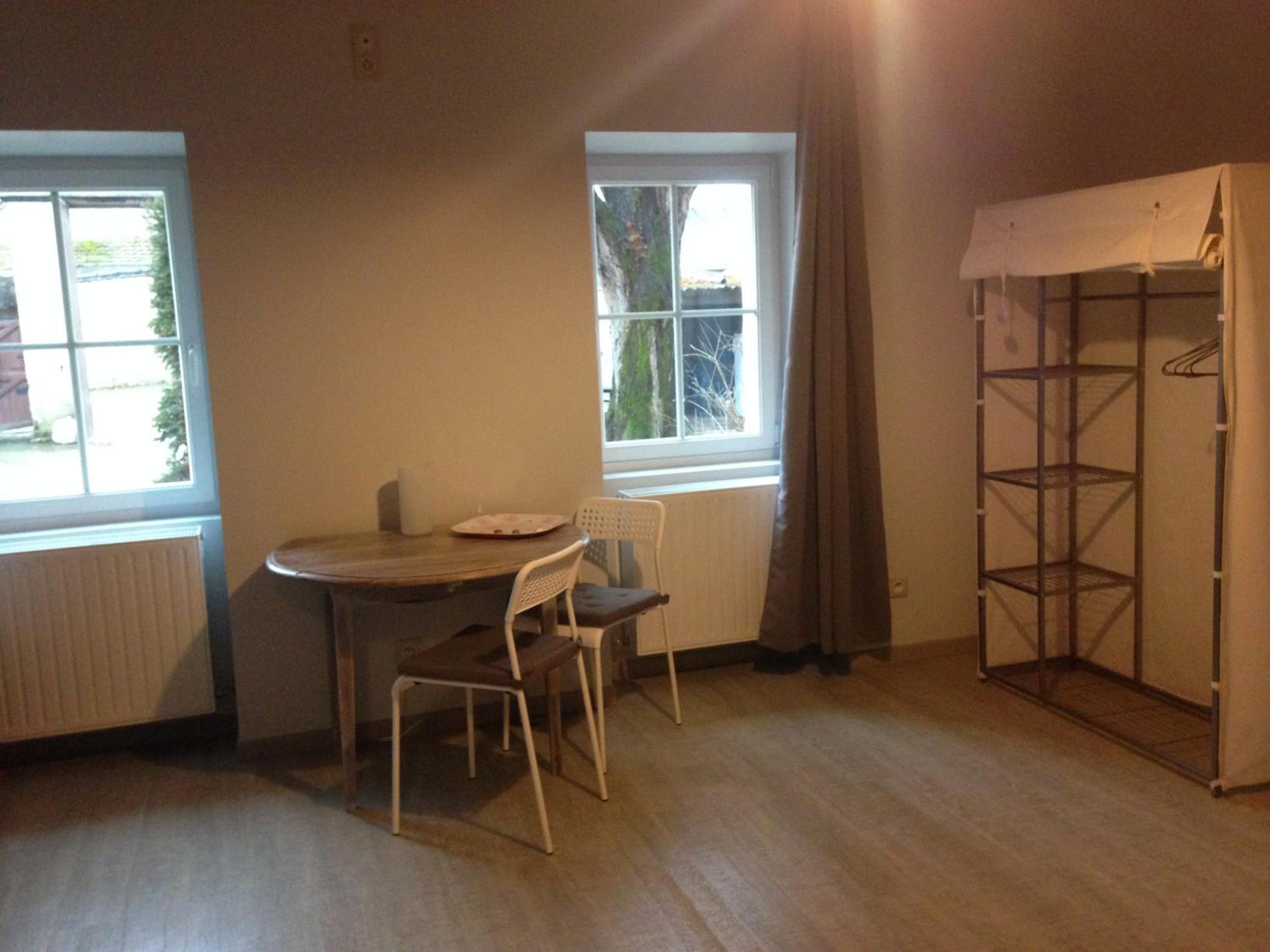 Deluxe Double Room (2 Adults + 1 Child) - Photo 3