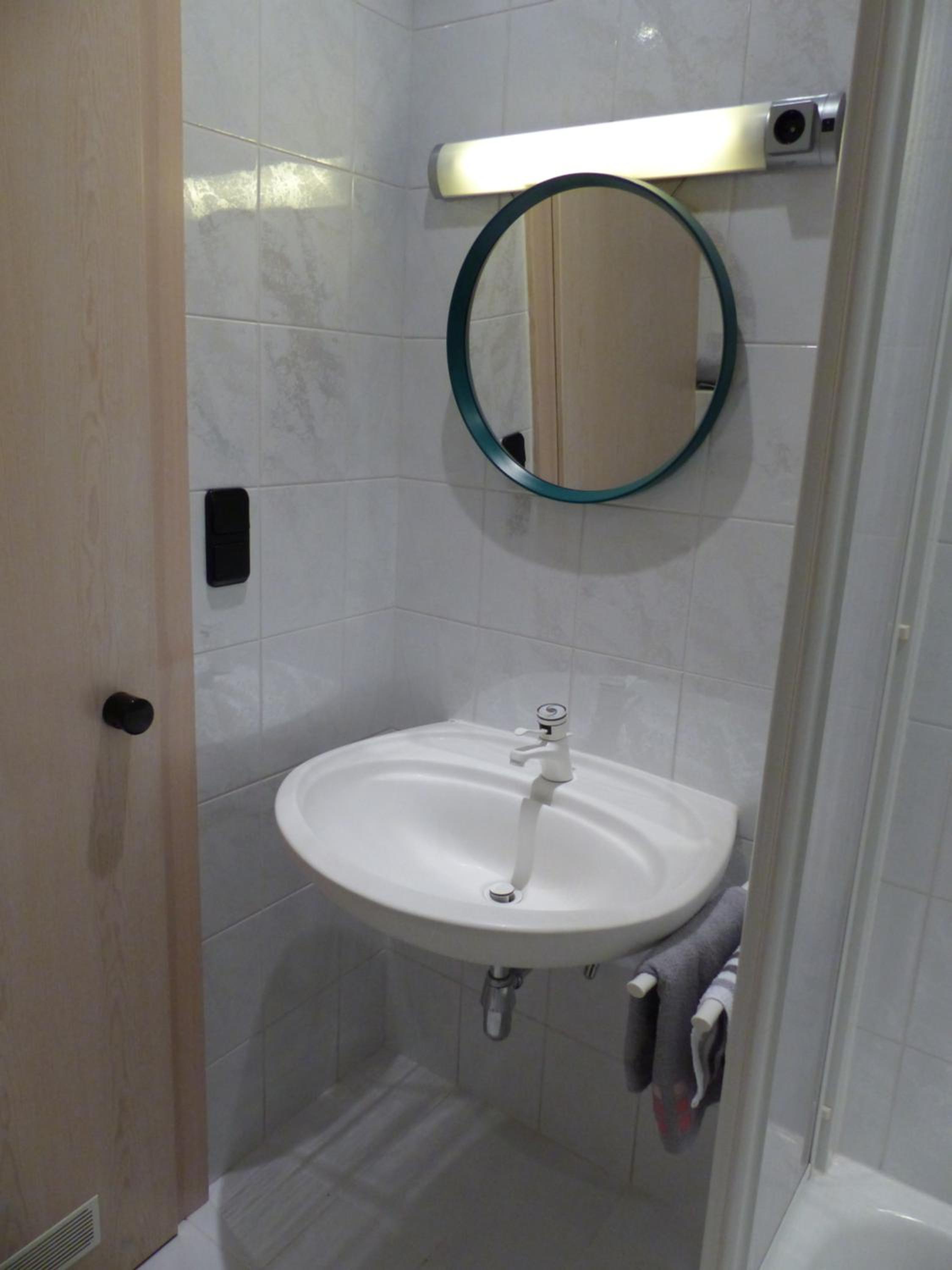 Studio Apartment - Photo 21