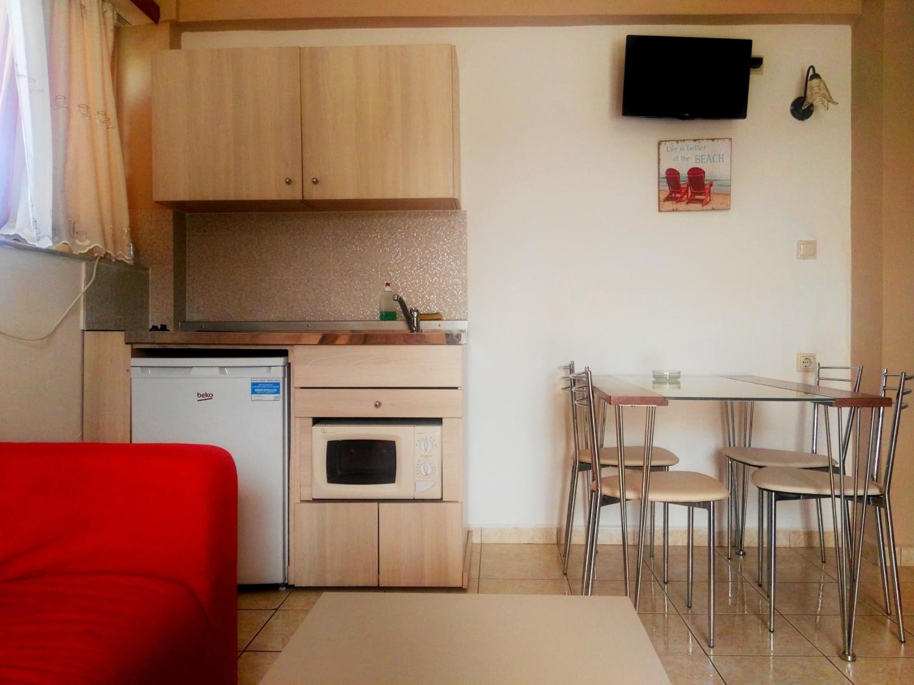 Studio with Garden View - Photo 9