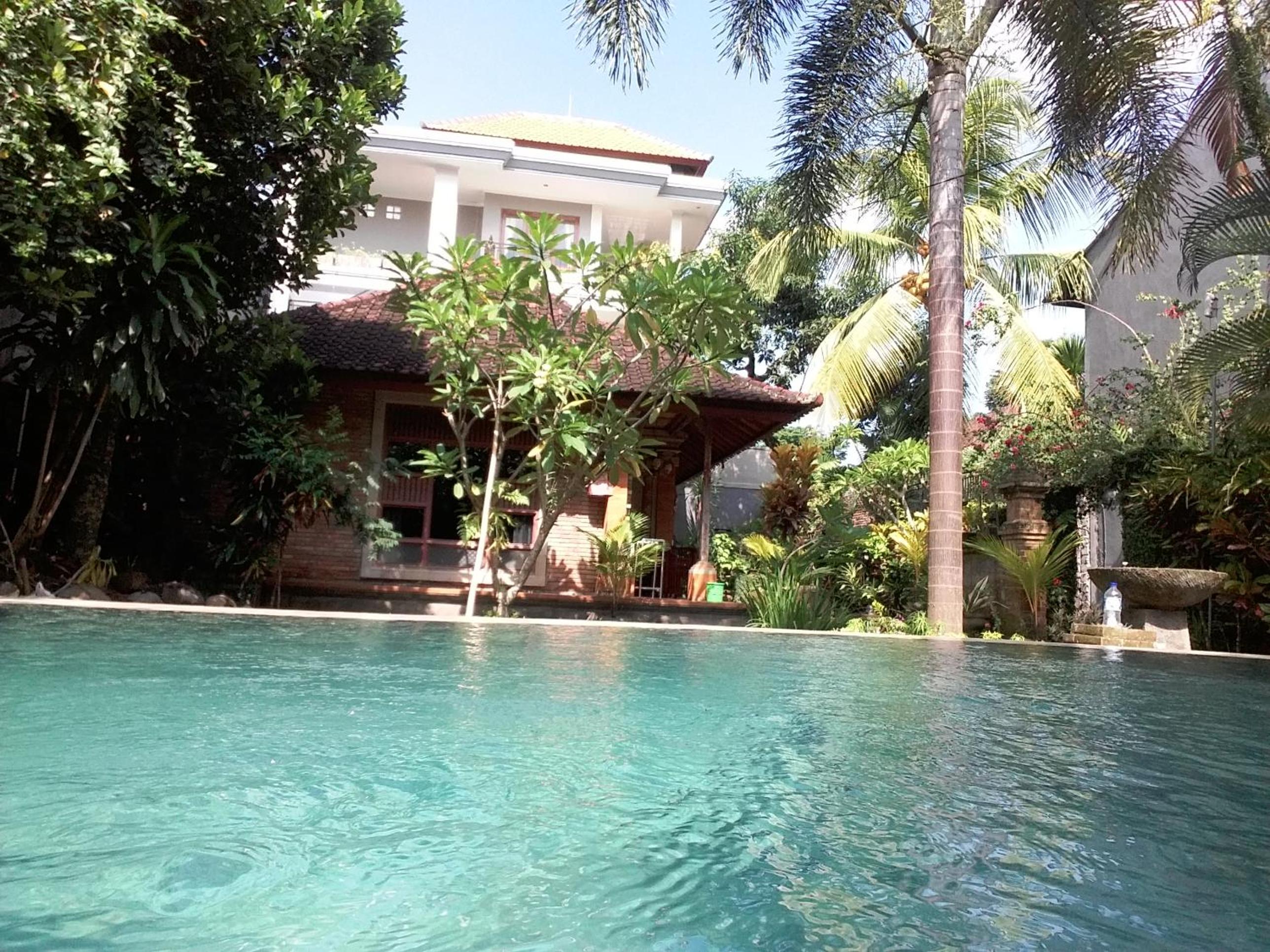 Triple Room with Balcony - Photo 6