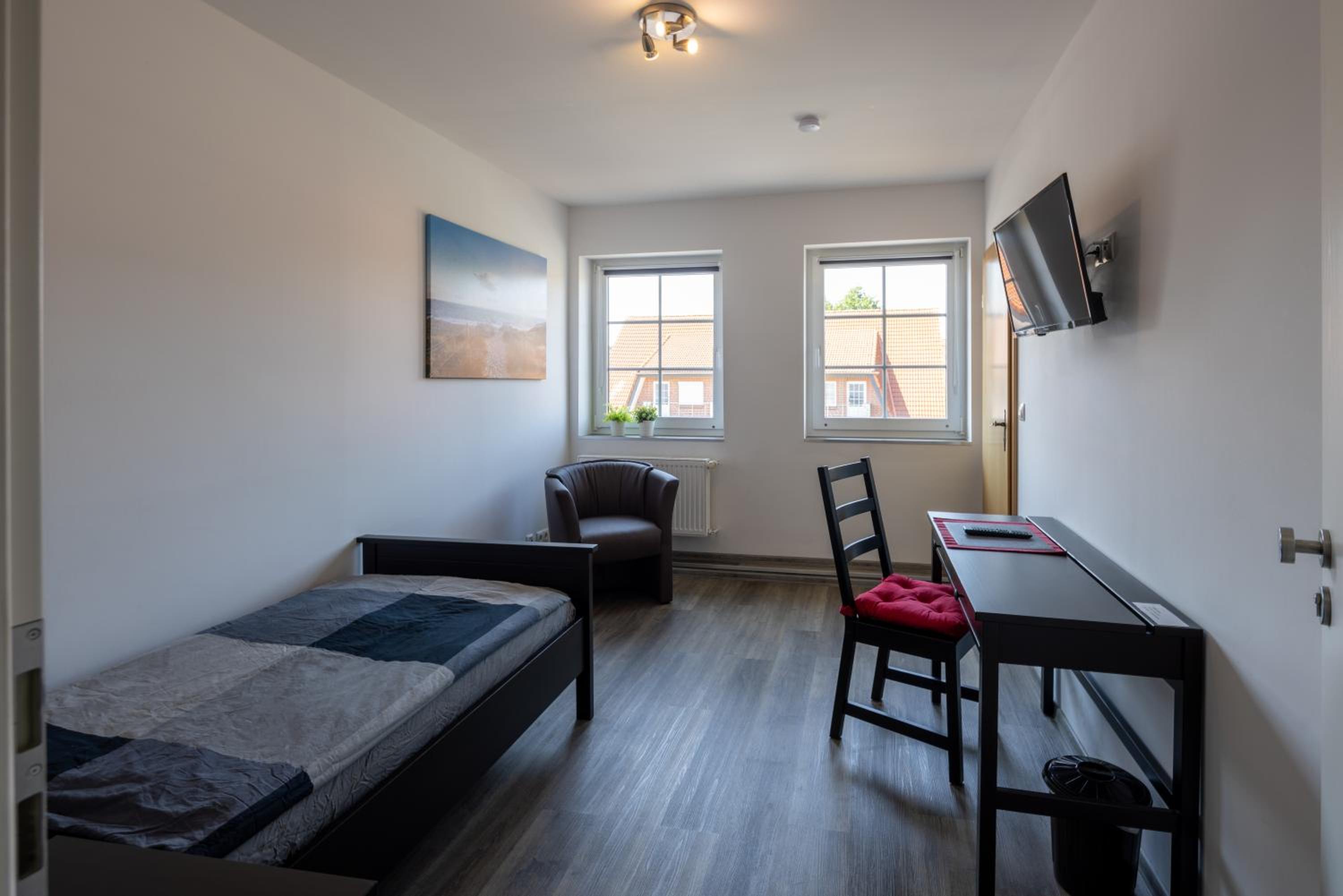 Single Room with Bathroom photo 1