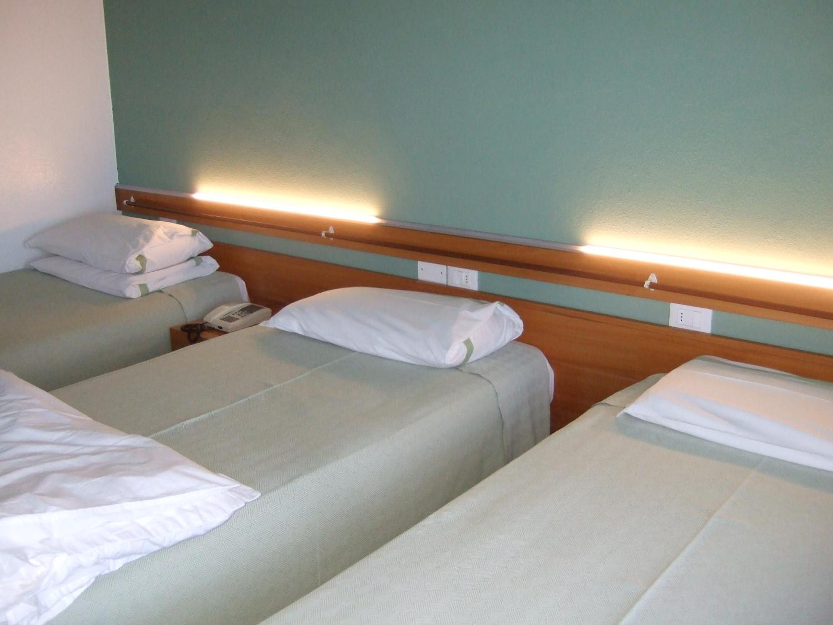 Triple Room photo 3