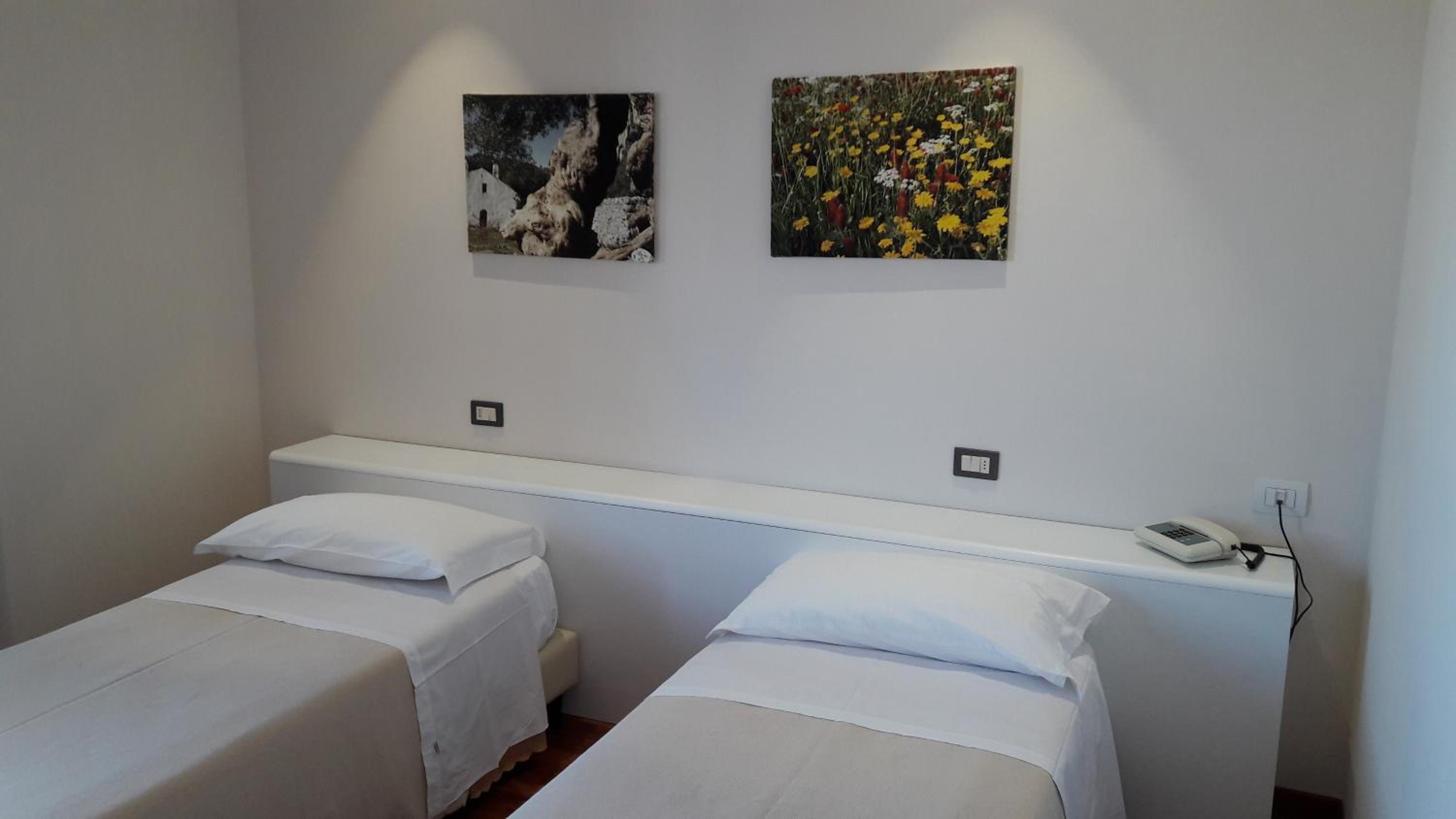 Double Room - Photo 3