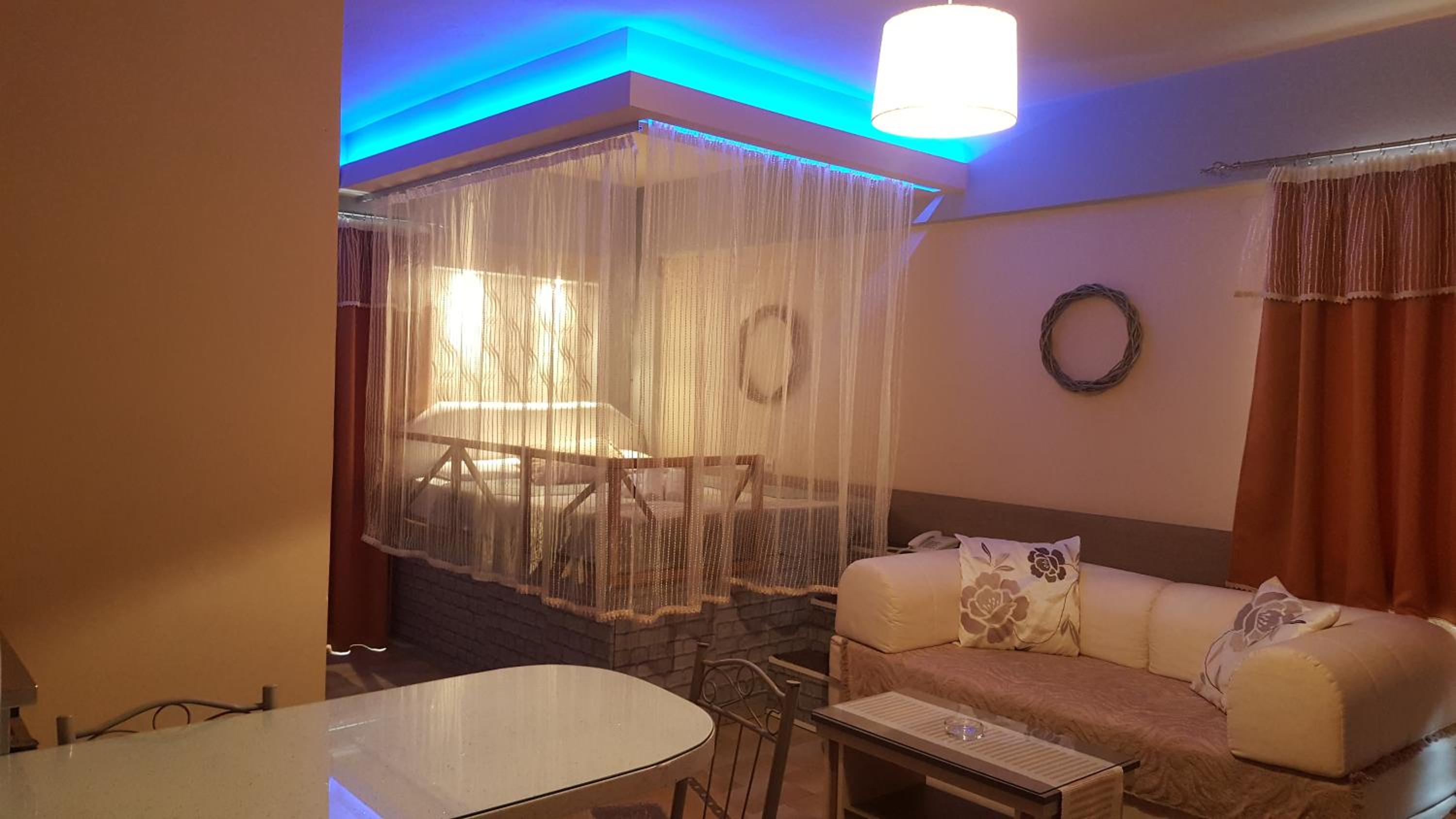 One-Bedroom Suite photo 1