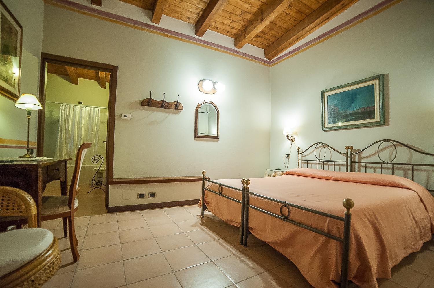 Double or Twin Room - Photo 1