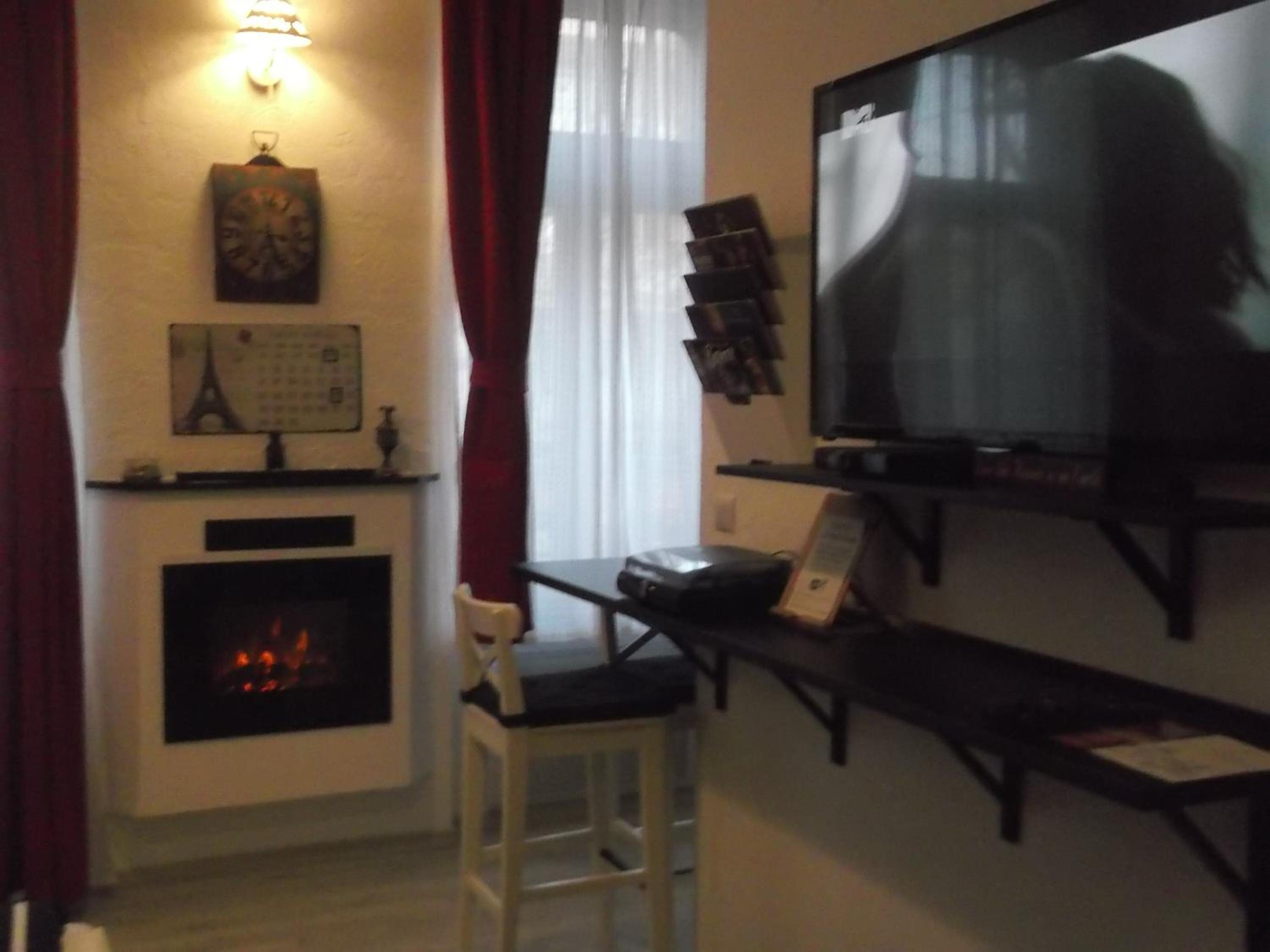 Studio Apartment - Photo 94