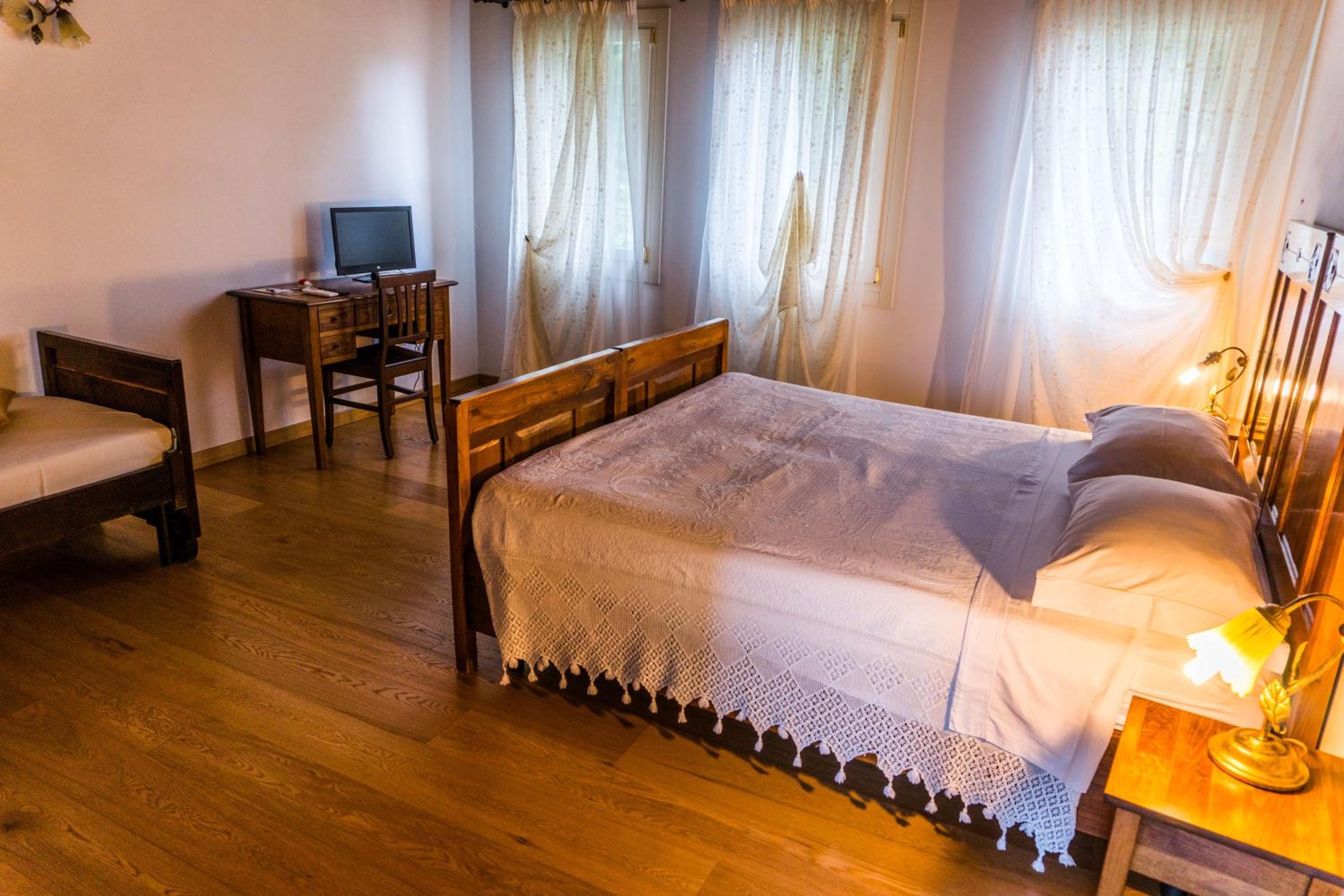 Triple Room with Terrace - Photo 2