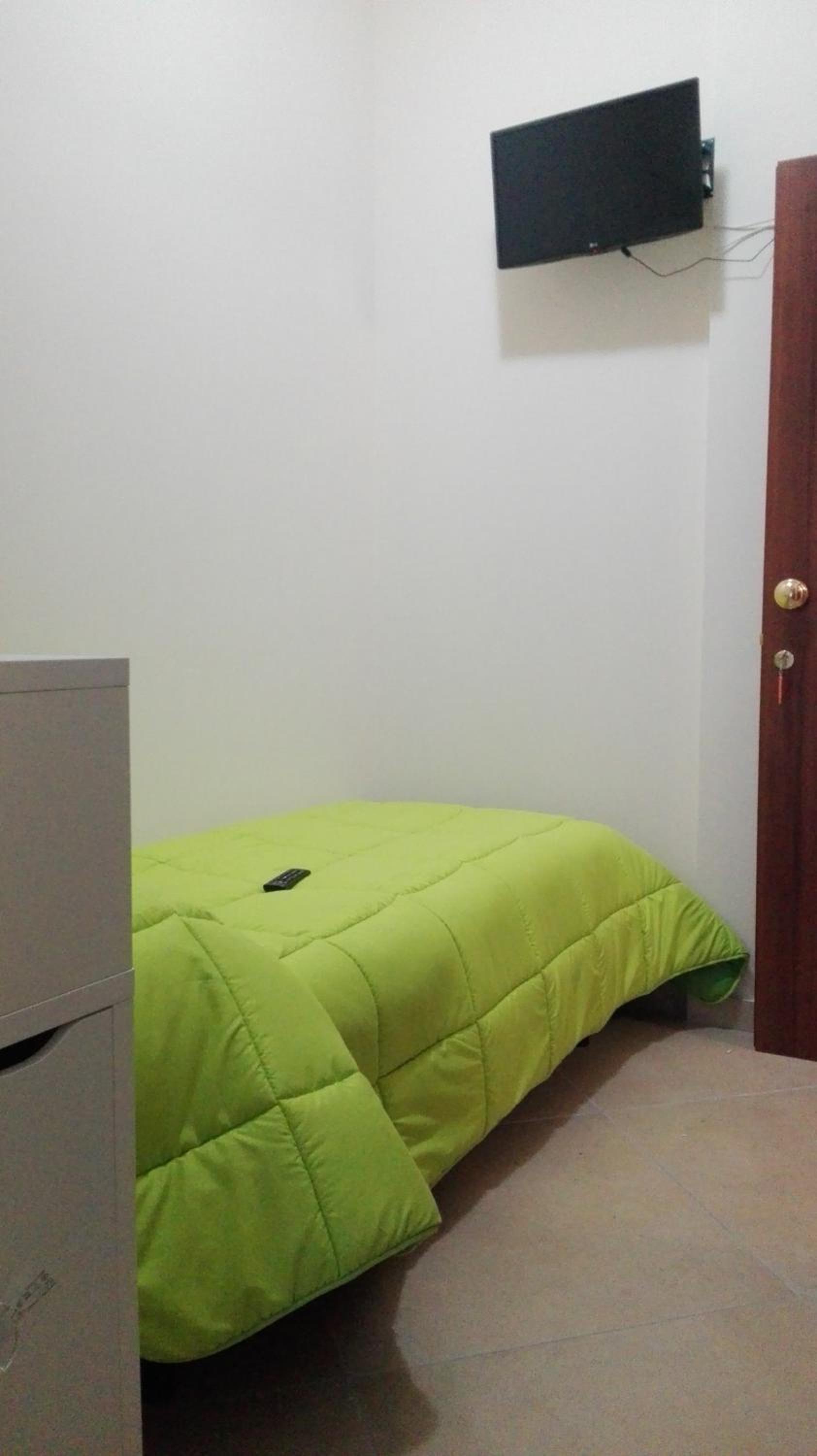 Single Room photo 2