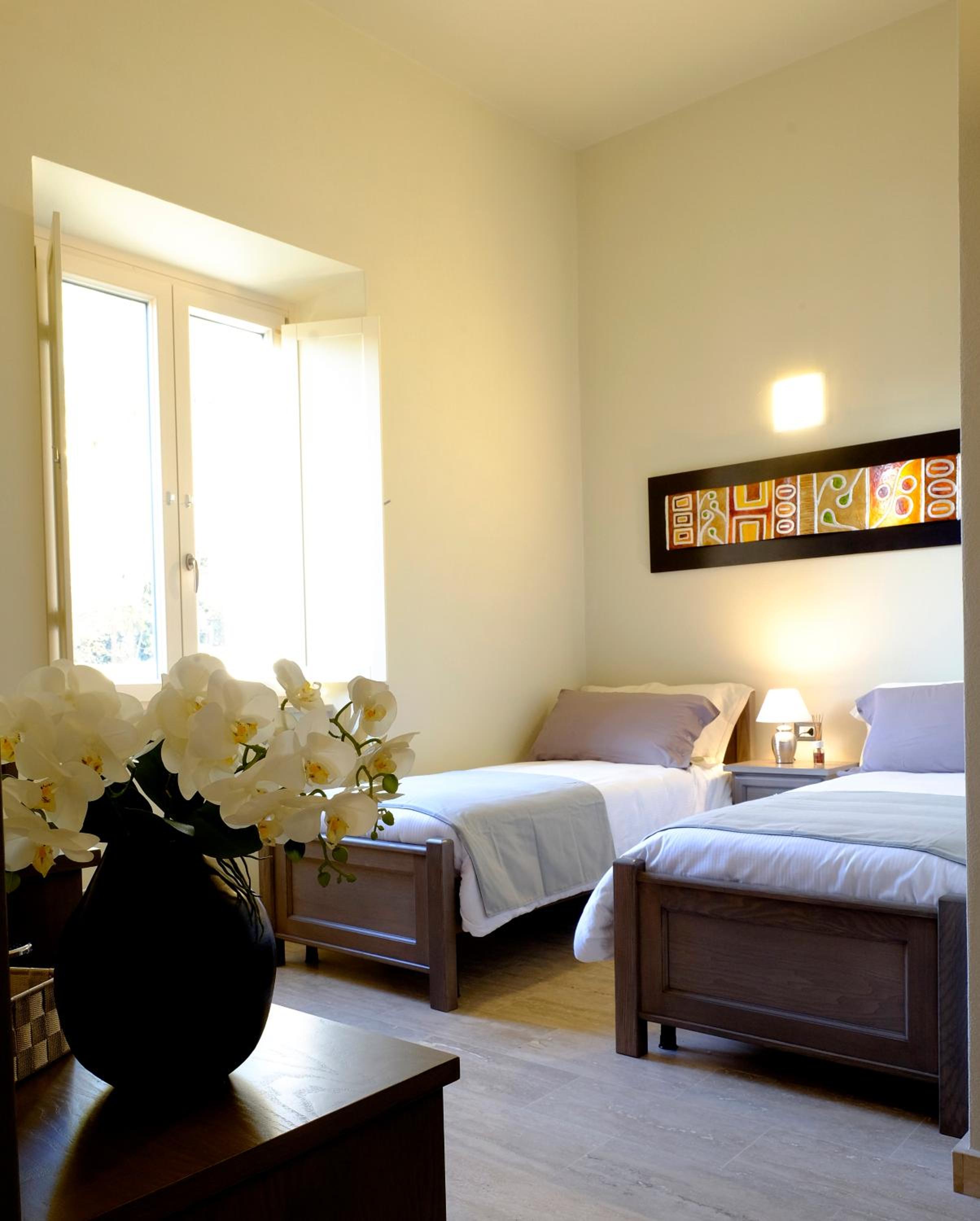 Twin Room - Photo 1