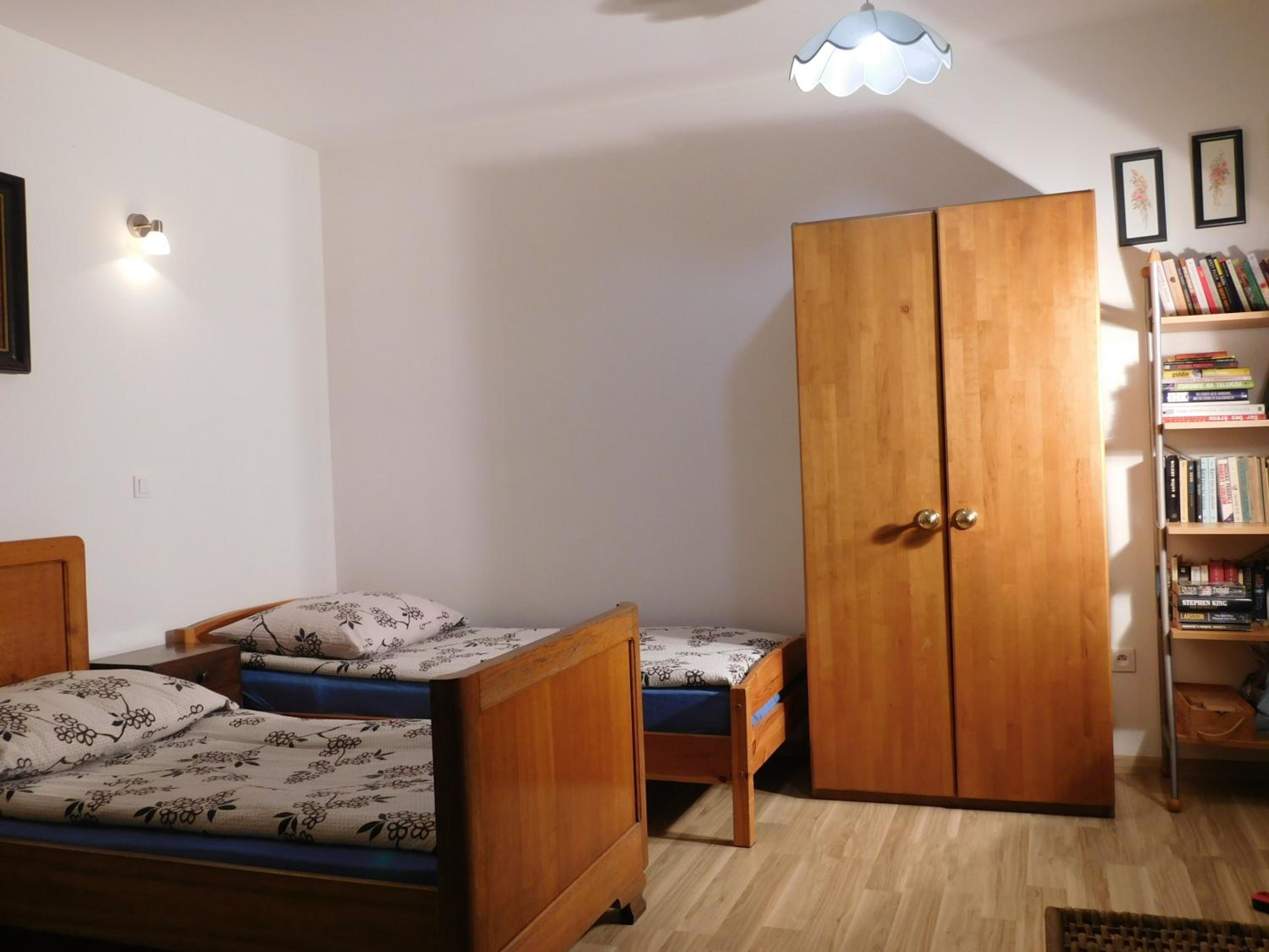 Triple Room with Private Bathroom - Photo 3
