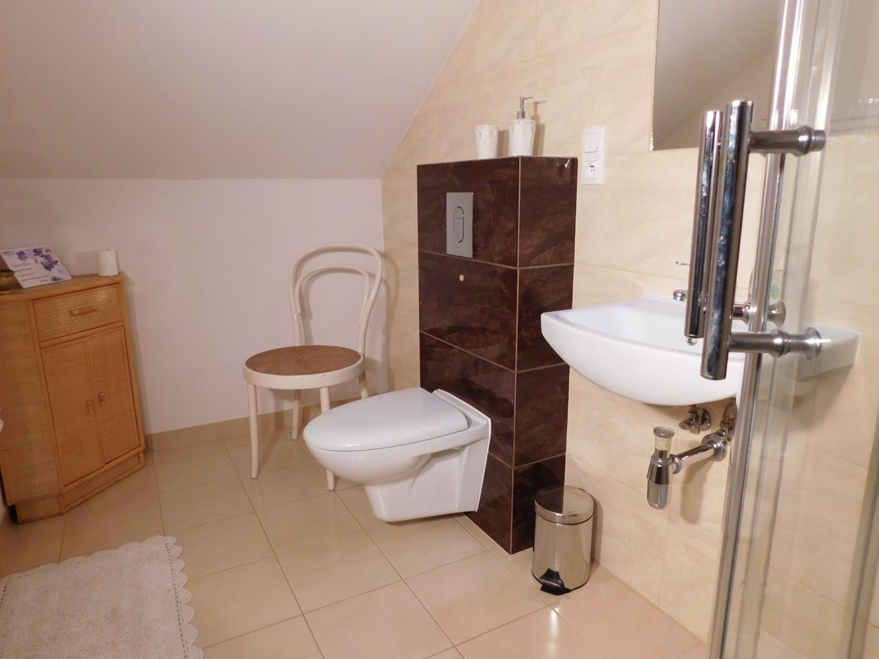 Deluxe Twin Room - Photo 6