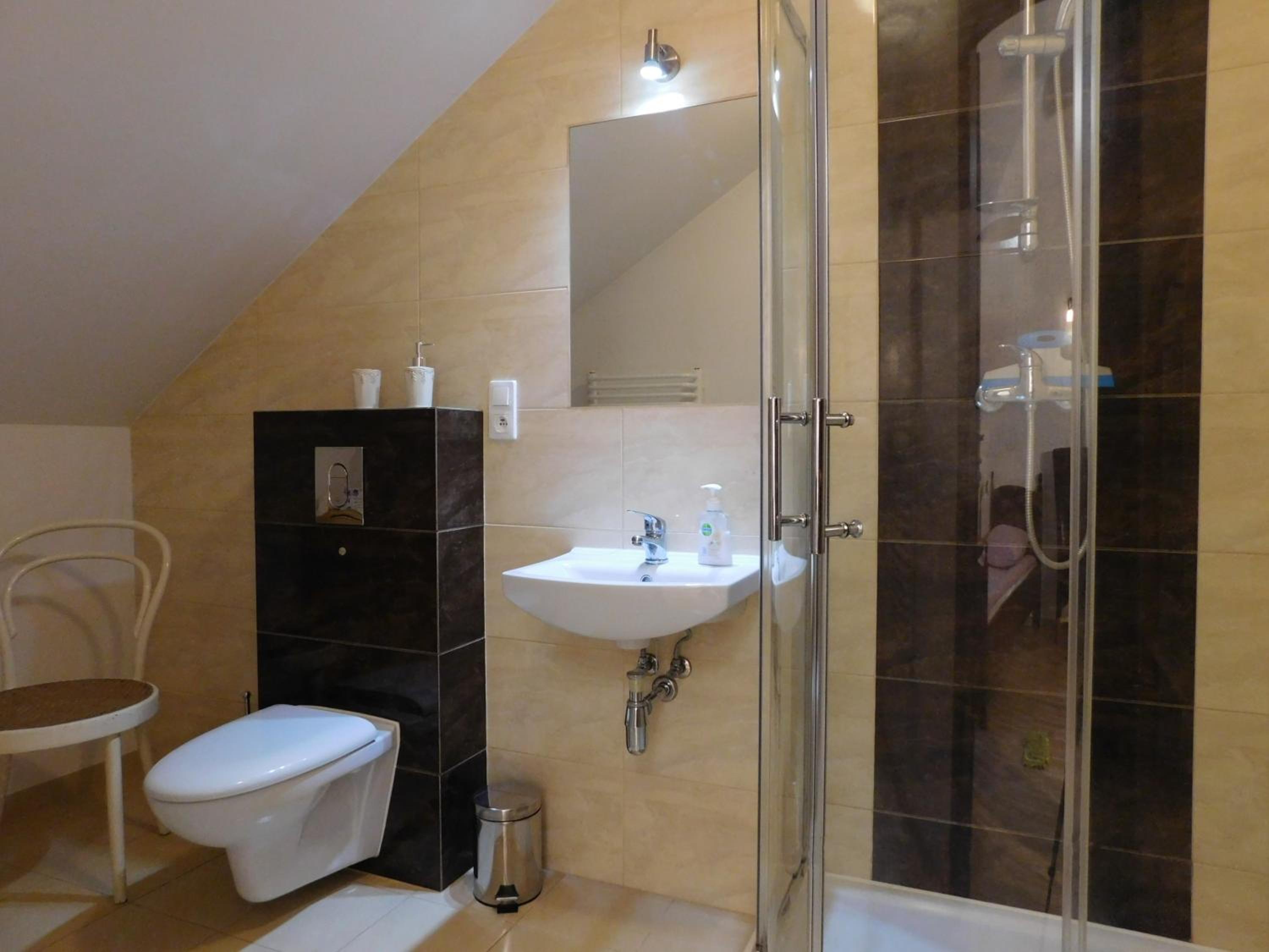 Deluxe Twin Room - Photo 2