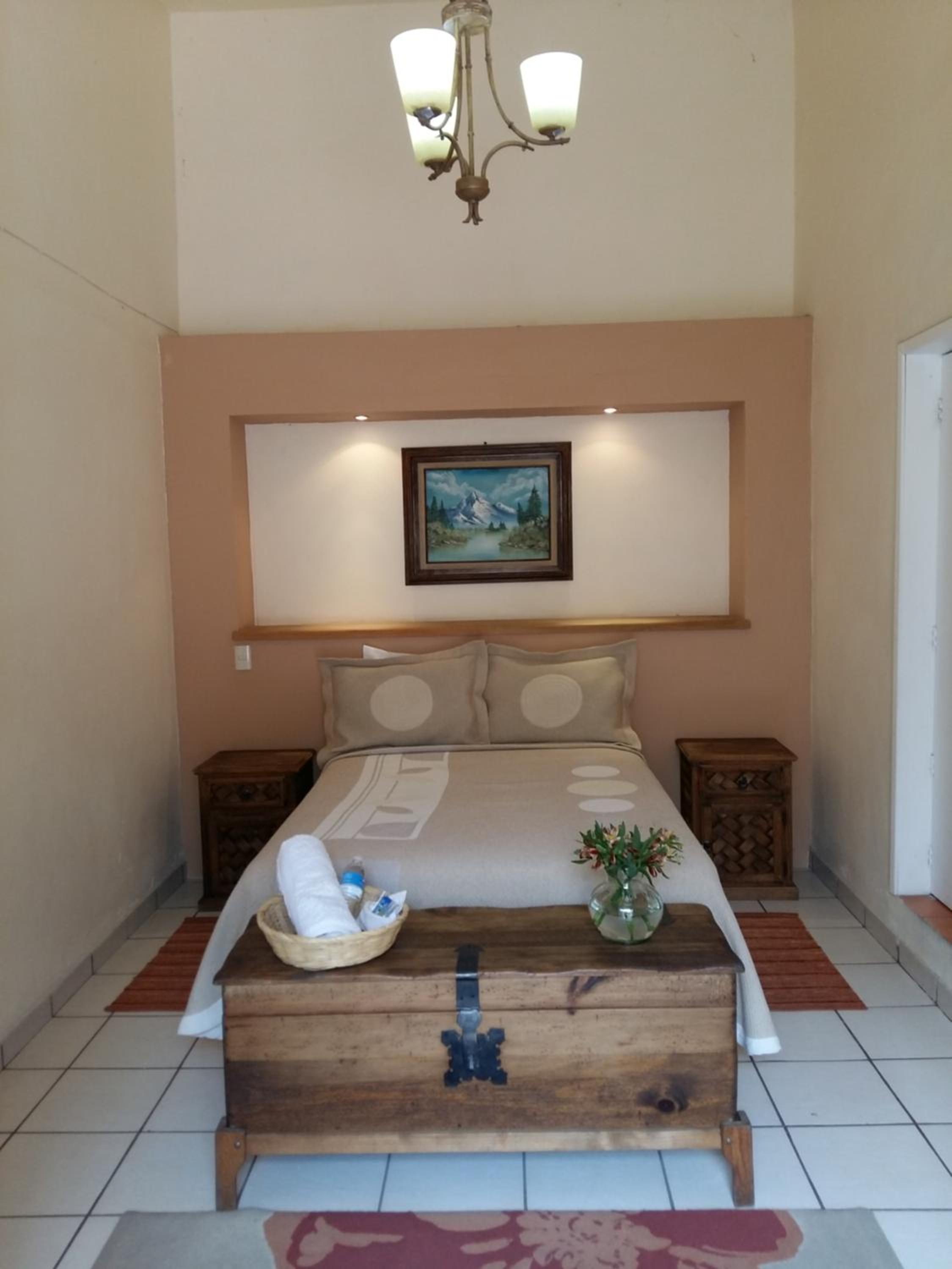 Double Room with Private Bathroom photo 3