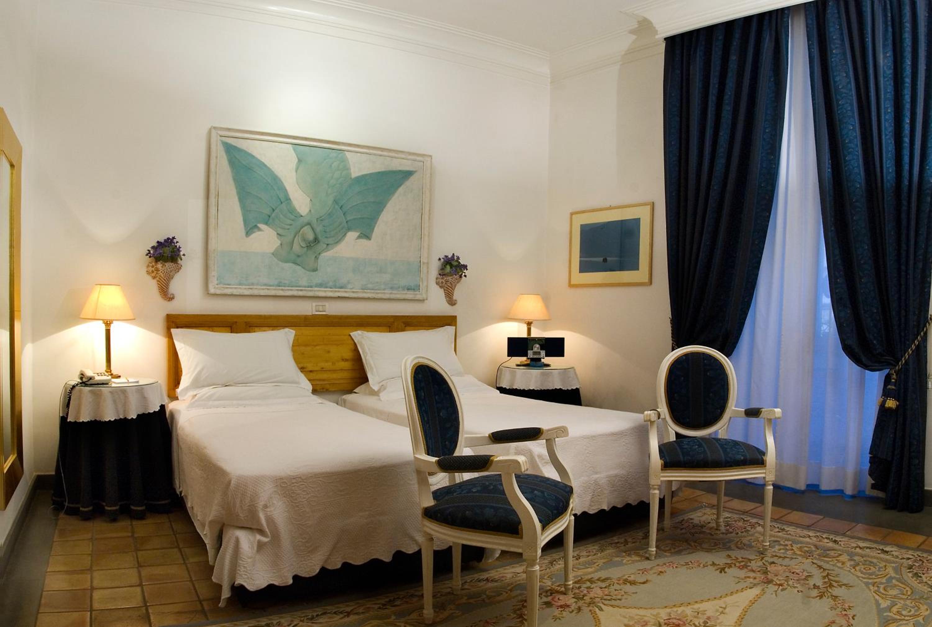 Double or Twin Room photo 3