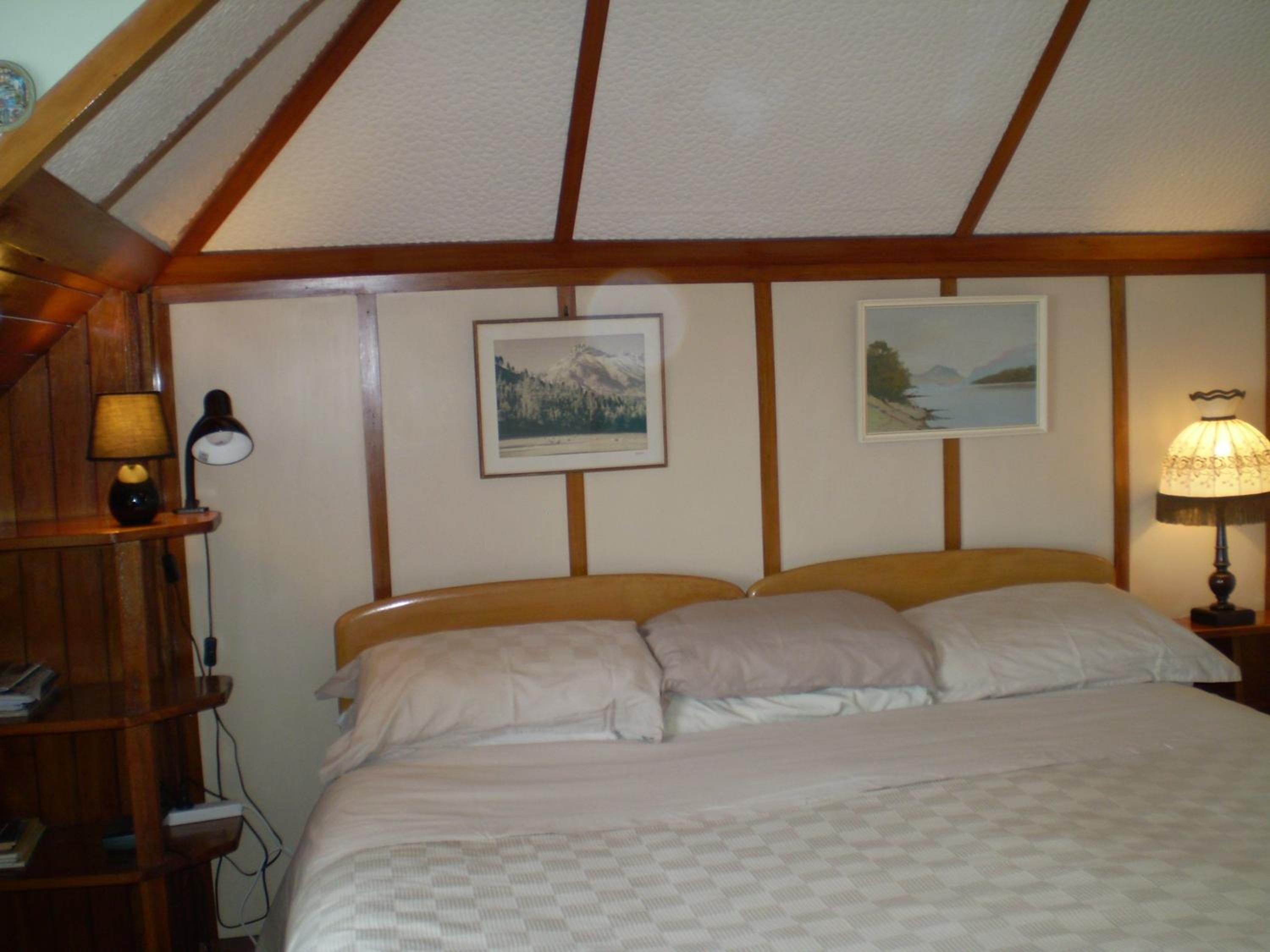 Rodger Mccaw Room photo 1
