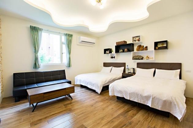 Standard Quadruple Room