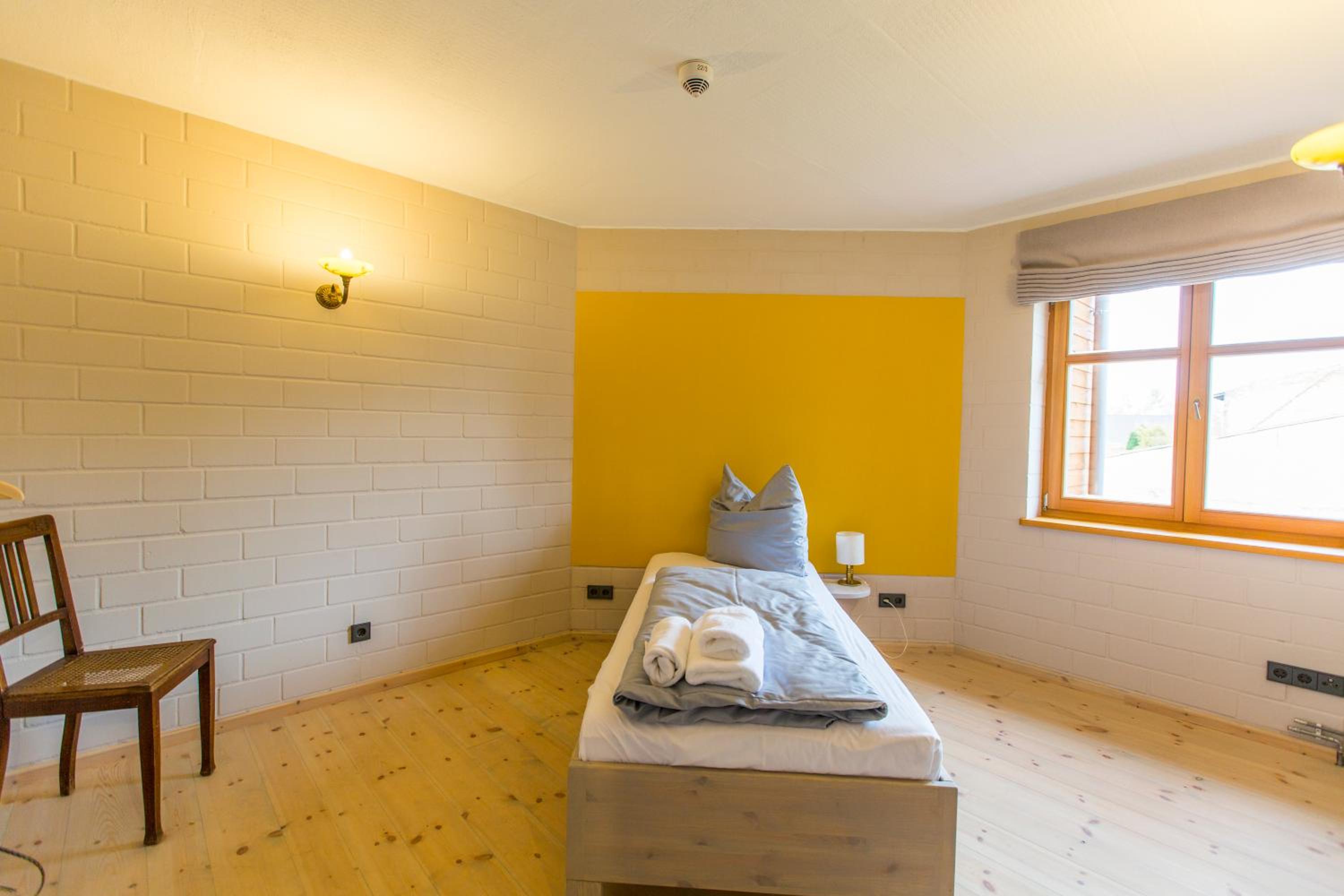Single Room photo 1