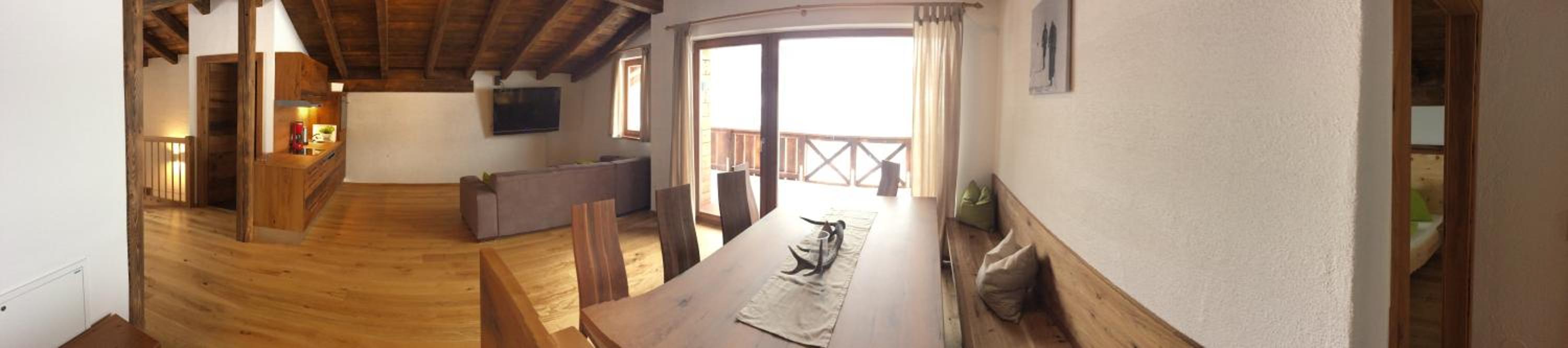 Apartment with Mountain View photo 1