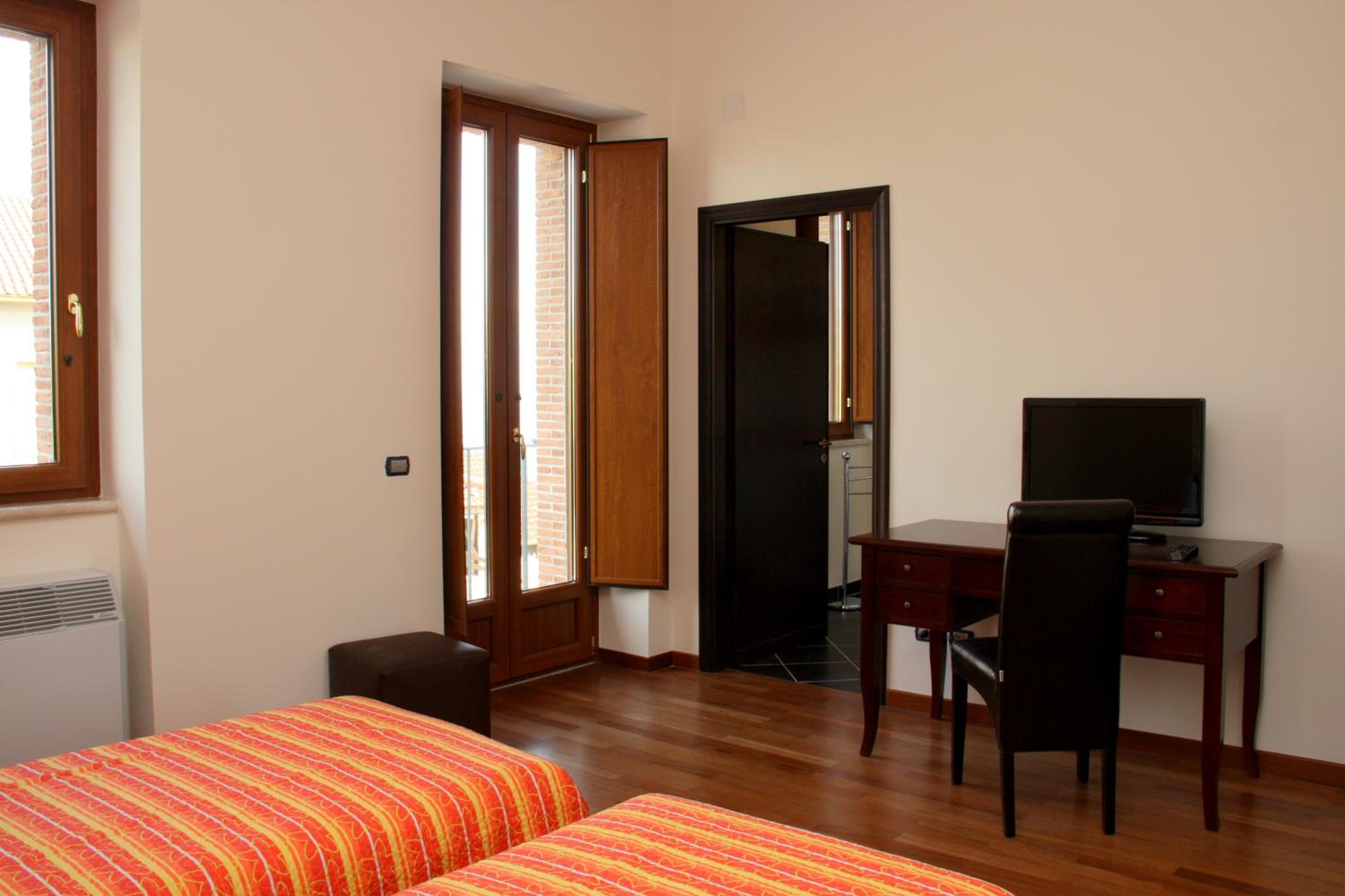 Twin Room with Balcony photo 1