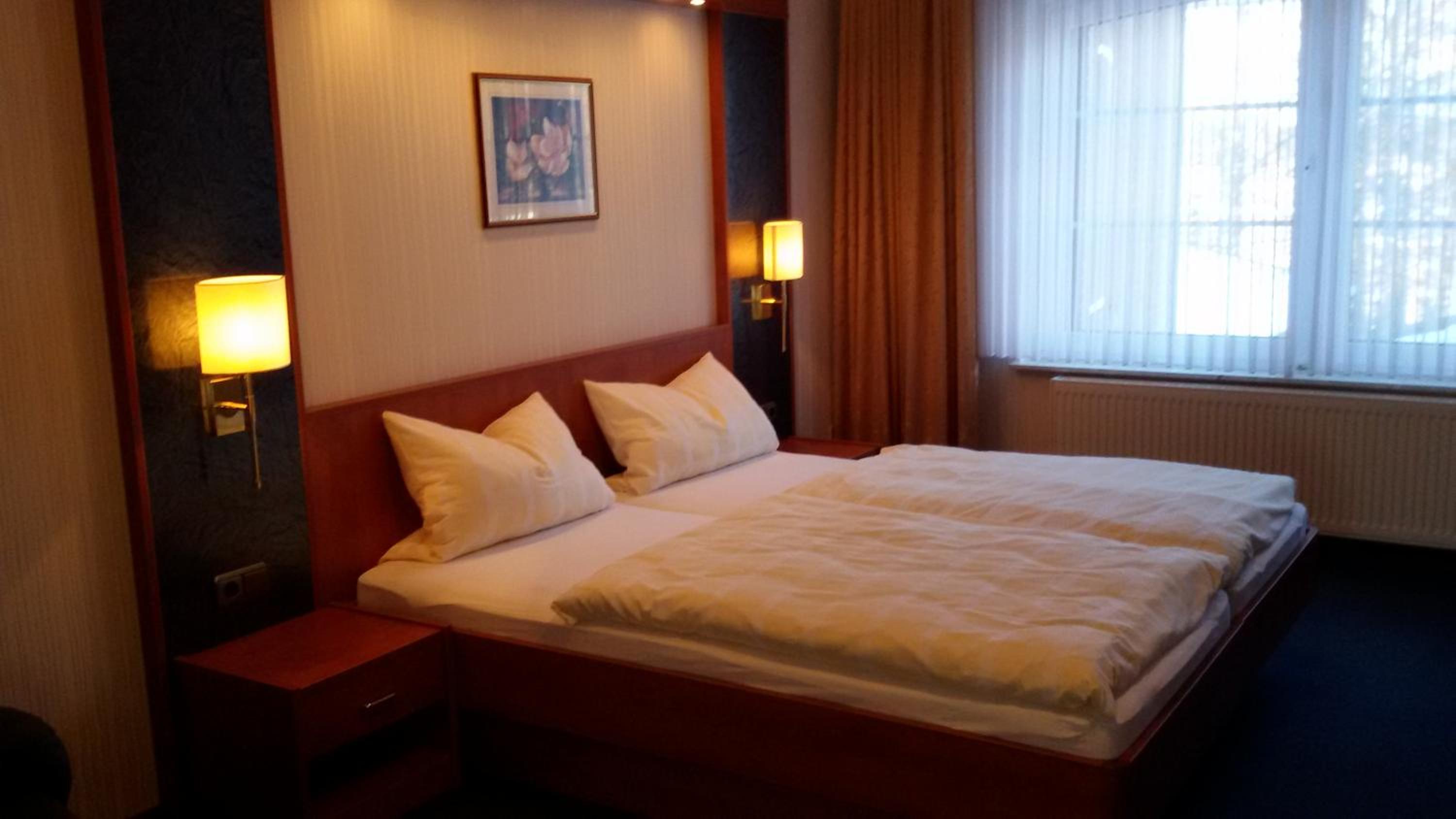 Standard Double Room photo 3
