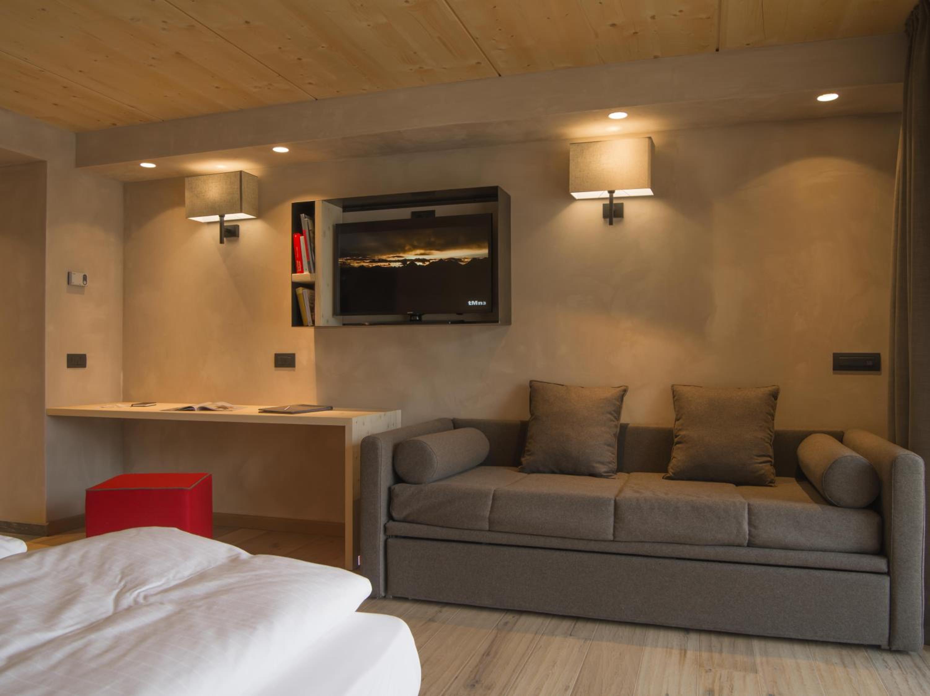 Deluxe Triple Room photo 3