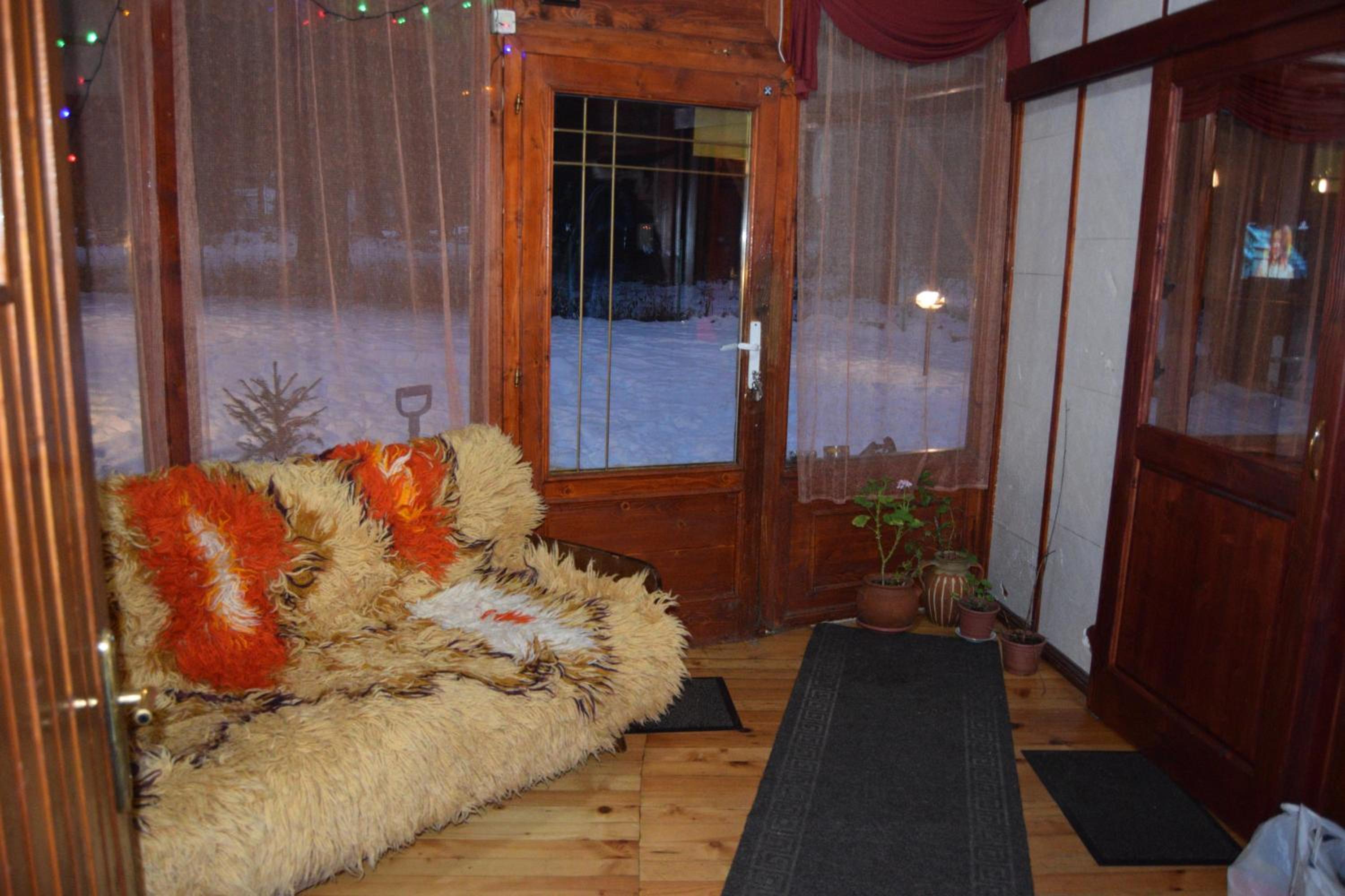 Three-Bedroom Villa - Photo 10