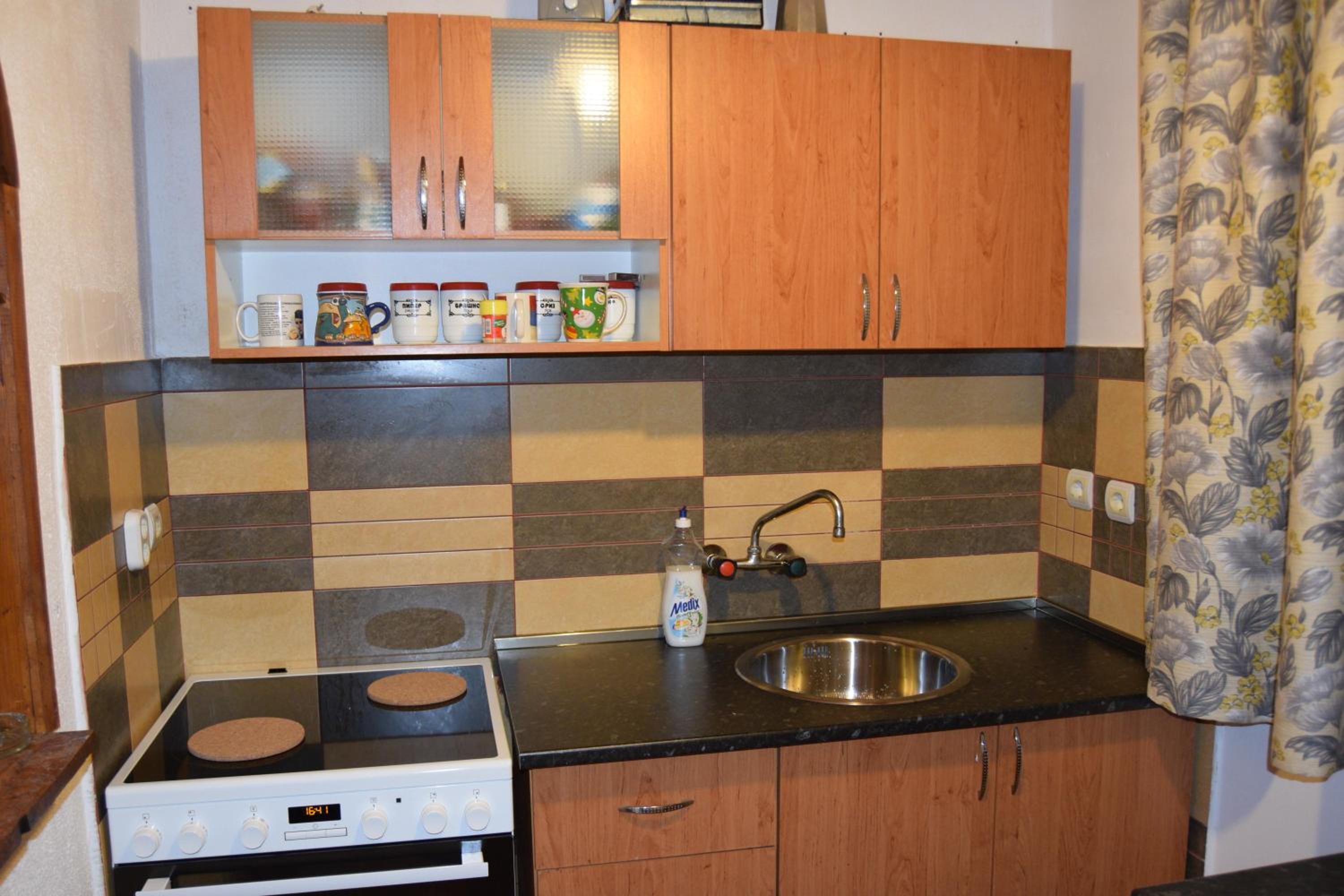 Three-Bedroom Villa - Photo 9