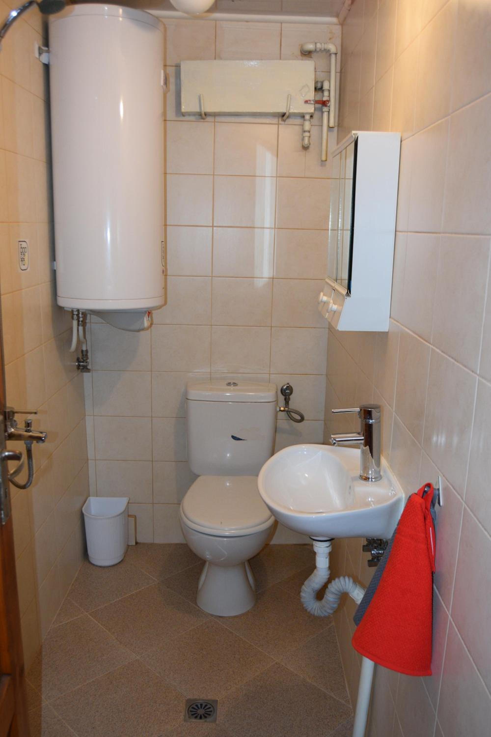 Three-Bedroom Villa - Photo 24