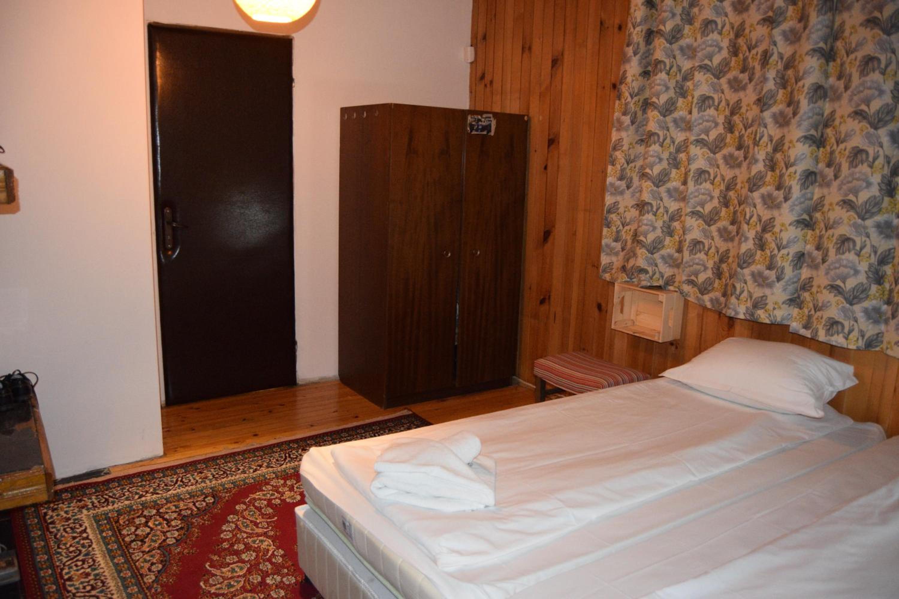 Three-Bedroom Villa - Photo 33