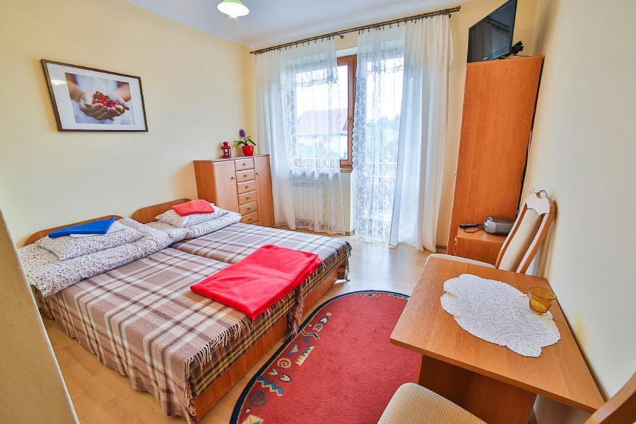Double Room with Private Bathroom - Photo 1