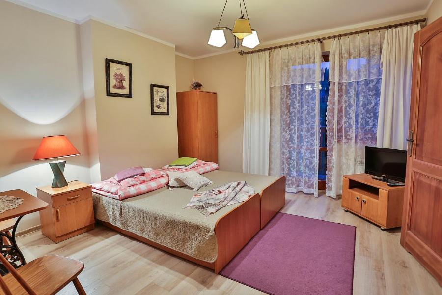 Double Room with Private Bathroom - Photo 5