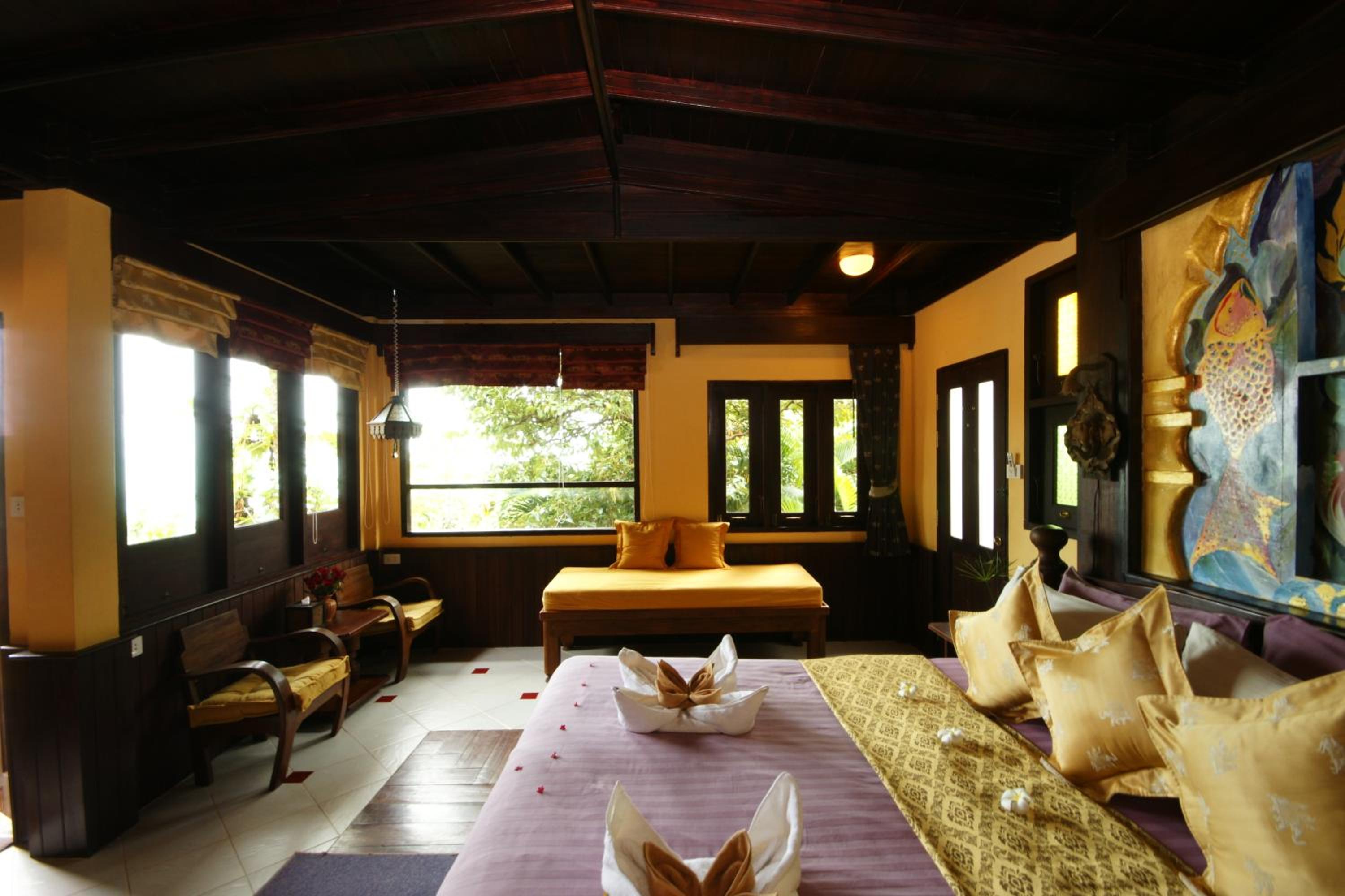 Queen Room with Sea View - Photo 4
