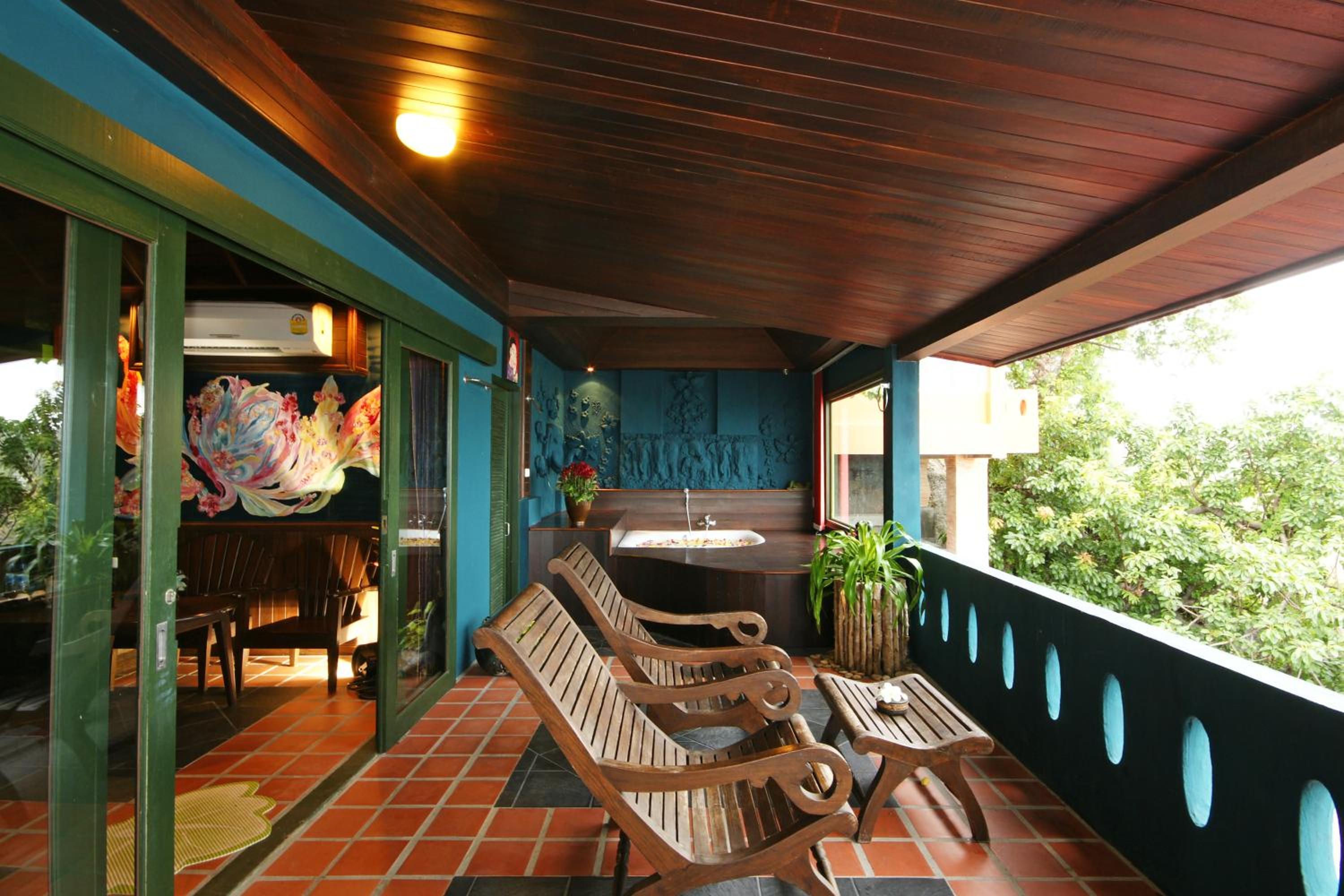 King Room with Spa Bath - Photo 5