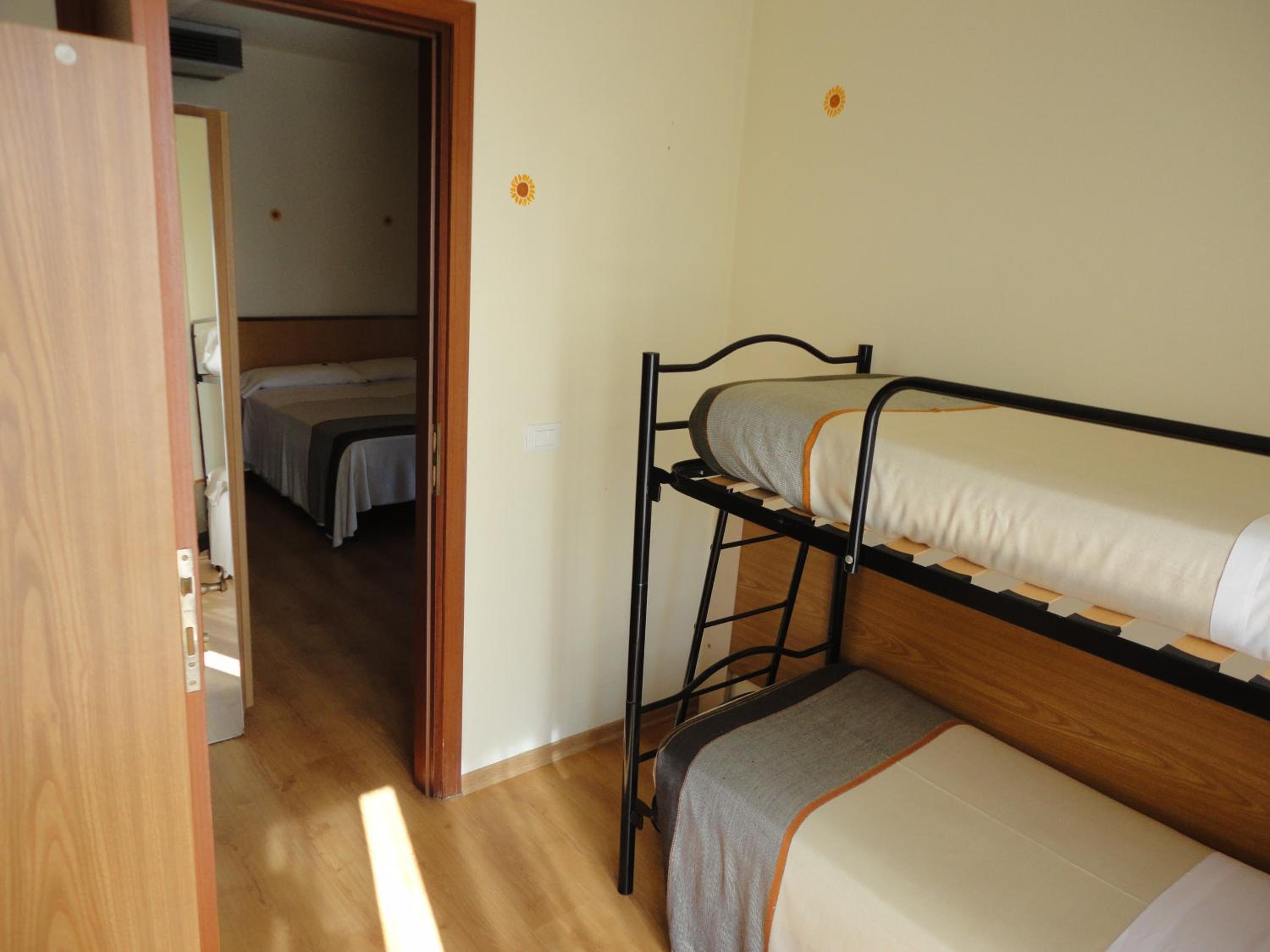 Quadruple Room photo 2