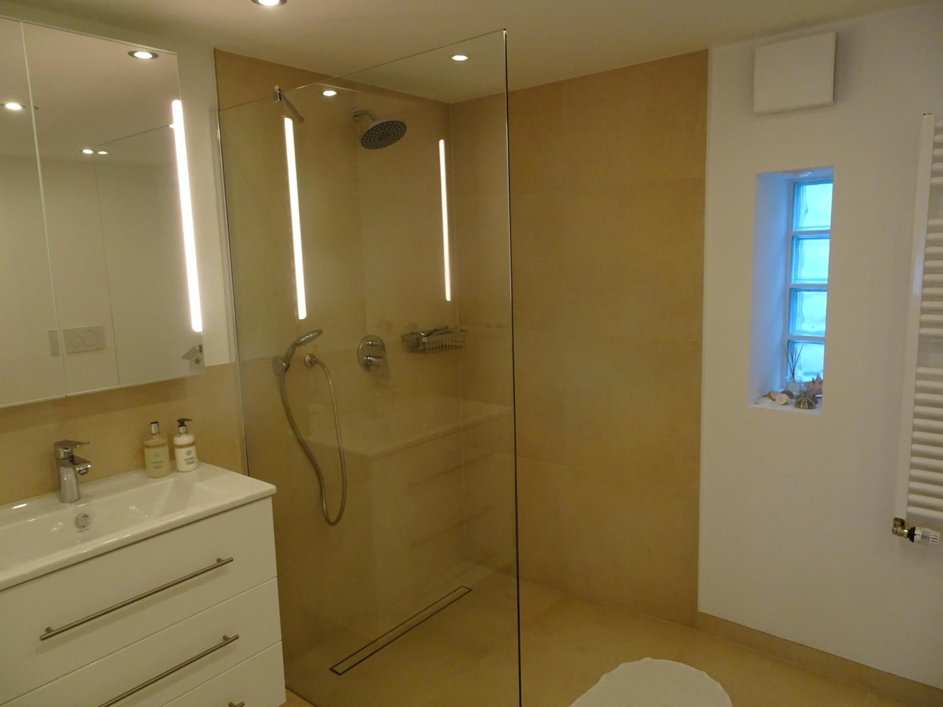 Apartment with Terrace photo 2