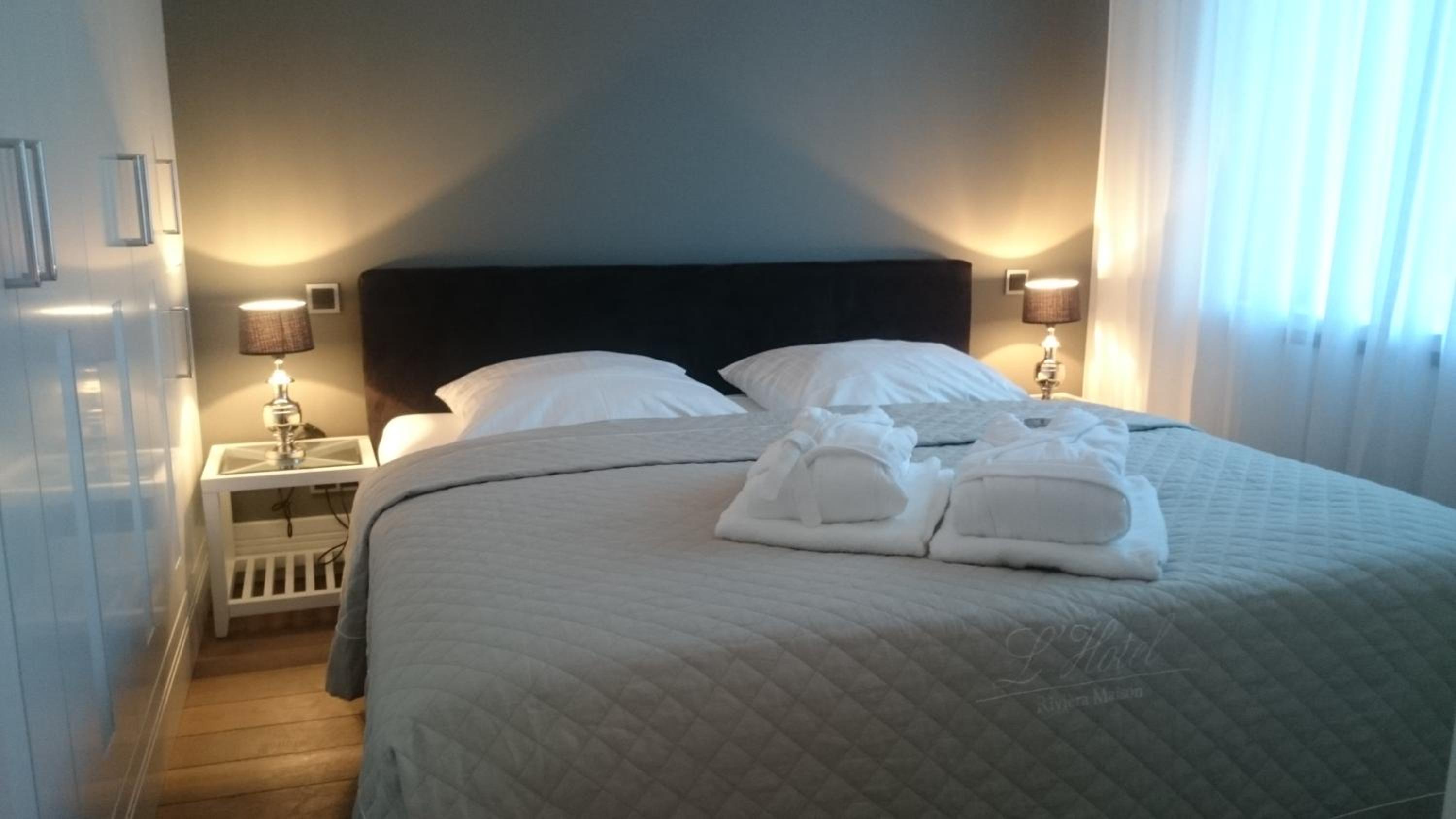 Premium Studio with Balcony and Courtyard View
