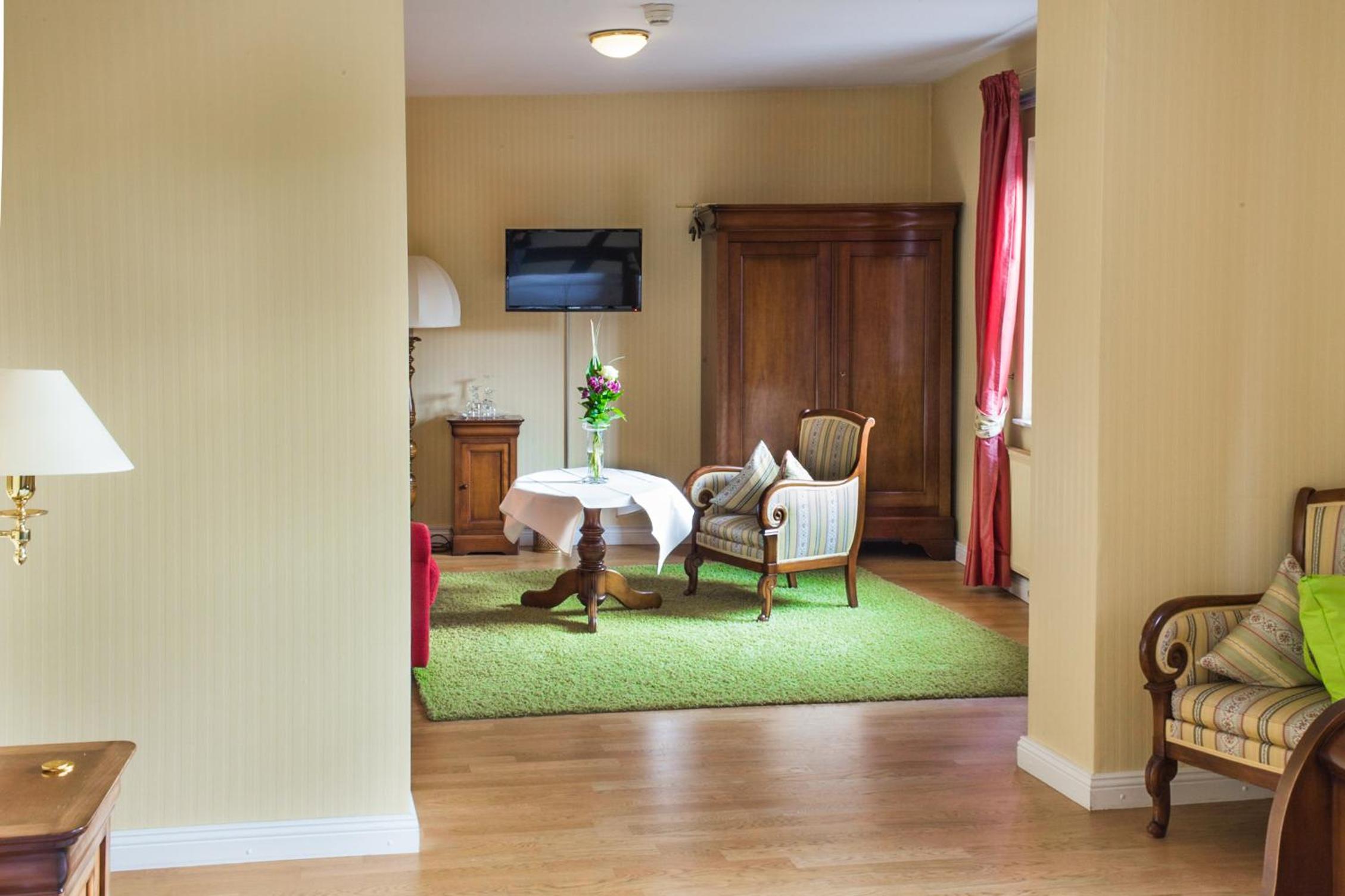 Superior Twin Room - Photo 9