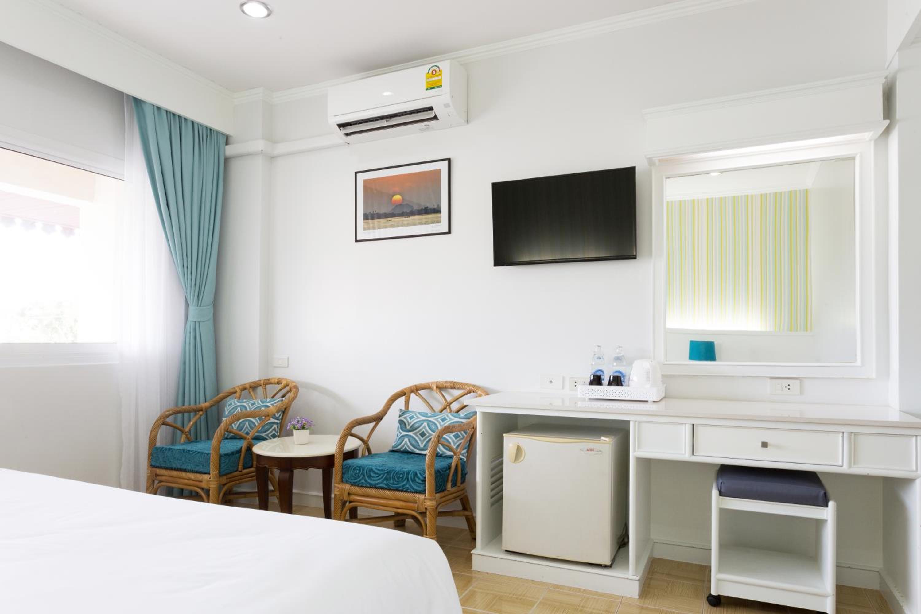 Deluxe Double Room - Photo 3